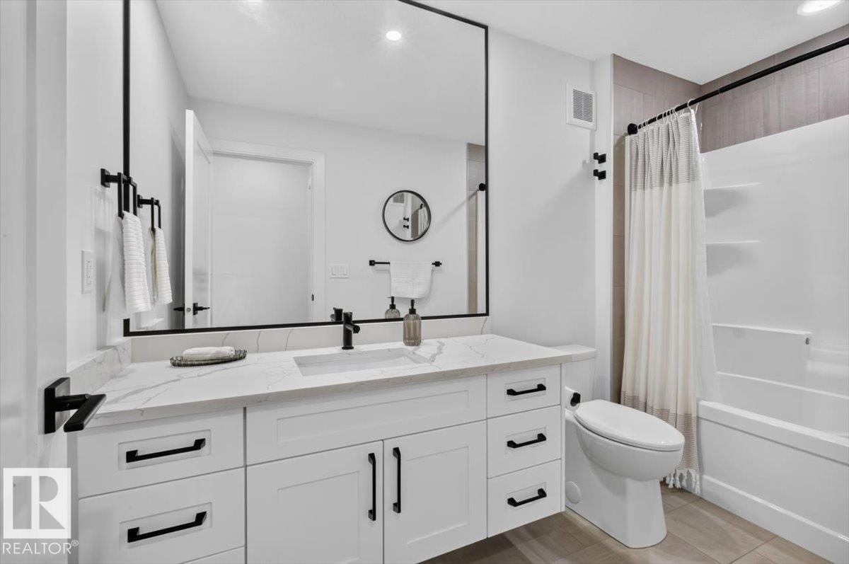Photo 30 at 4470 Suzanna Crescent SW, Summerside, Edmonton