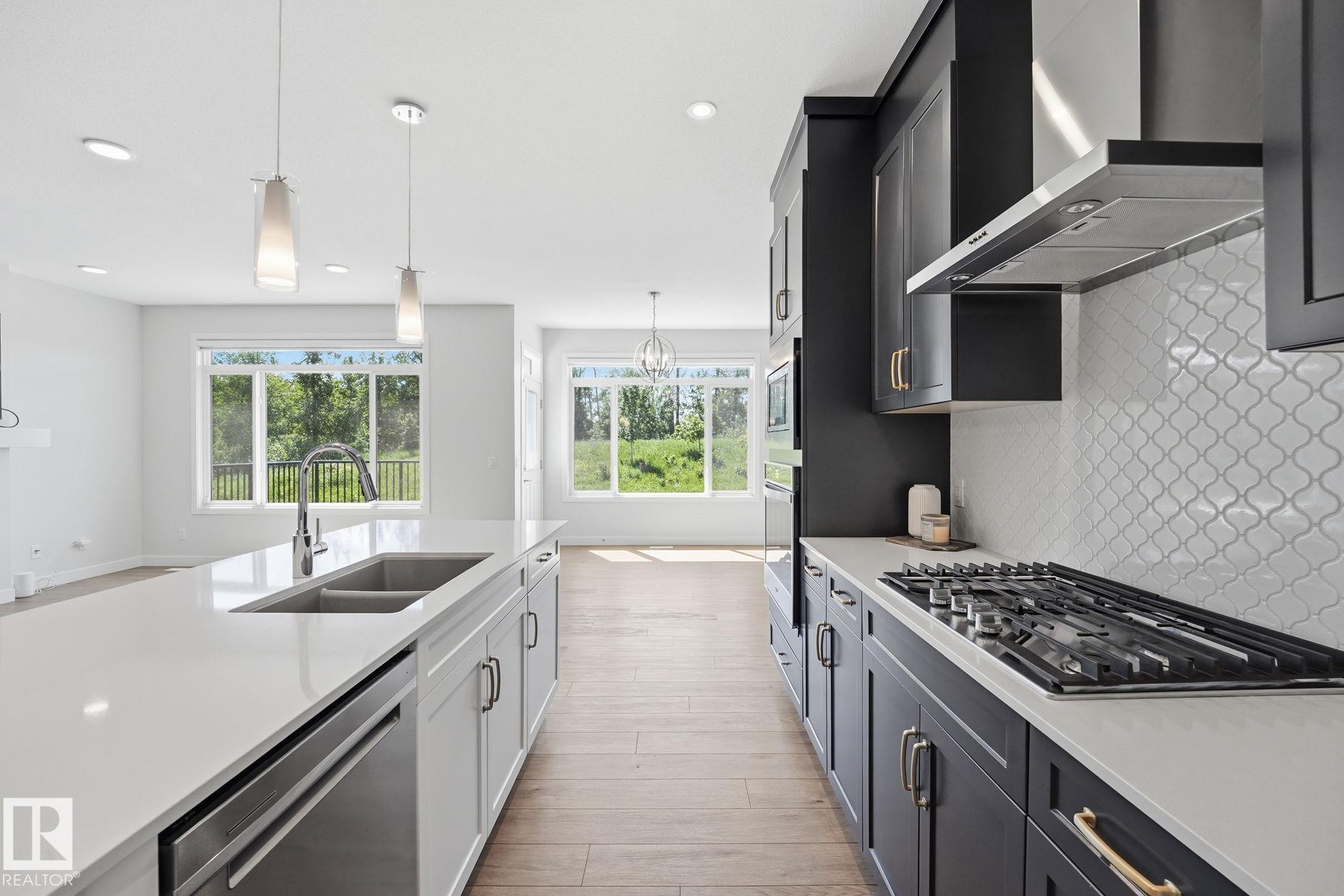Photo 13 at 6015 Edmonds Place NW, Edgemont, Edmonton