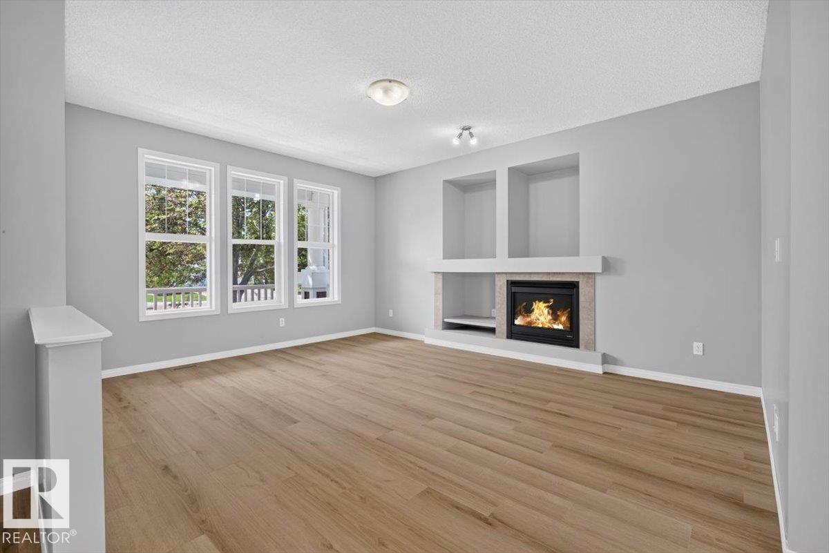 7704 16 Avenue SW, Summerside, Edmonton
