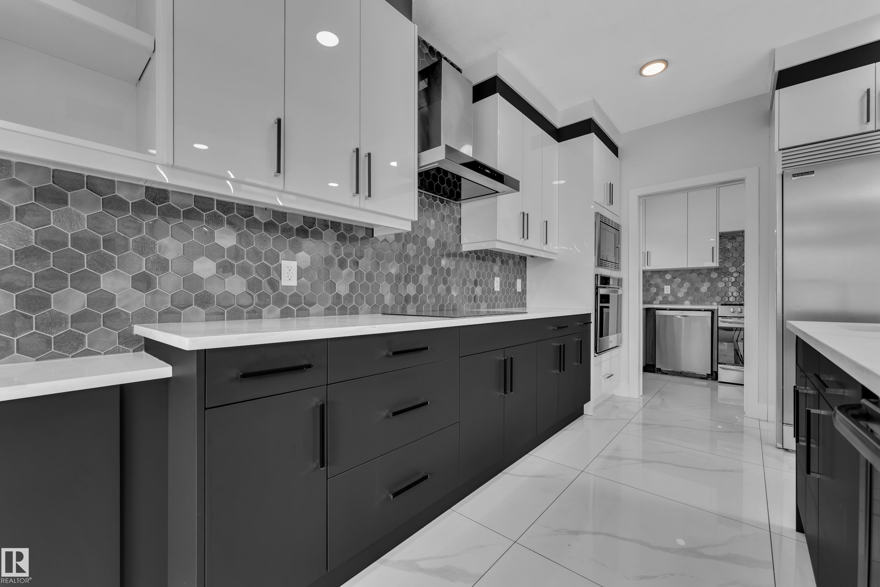 Photo 18 at 1460 25 Street NW, Laurel, Edmonton