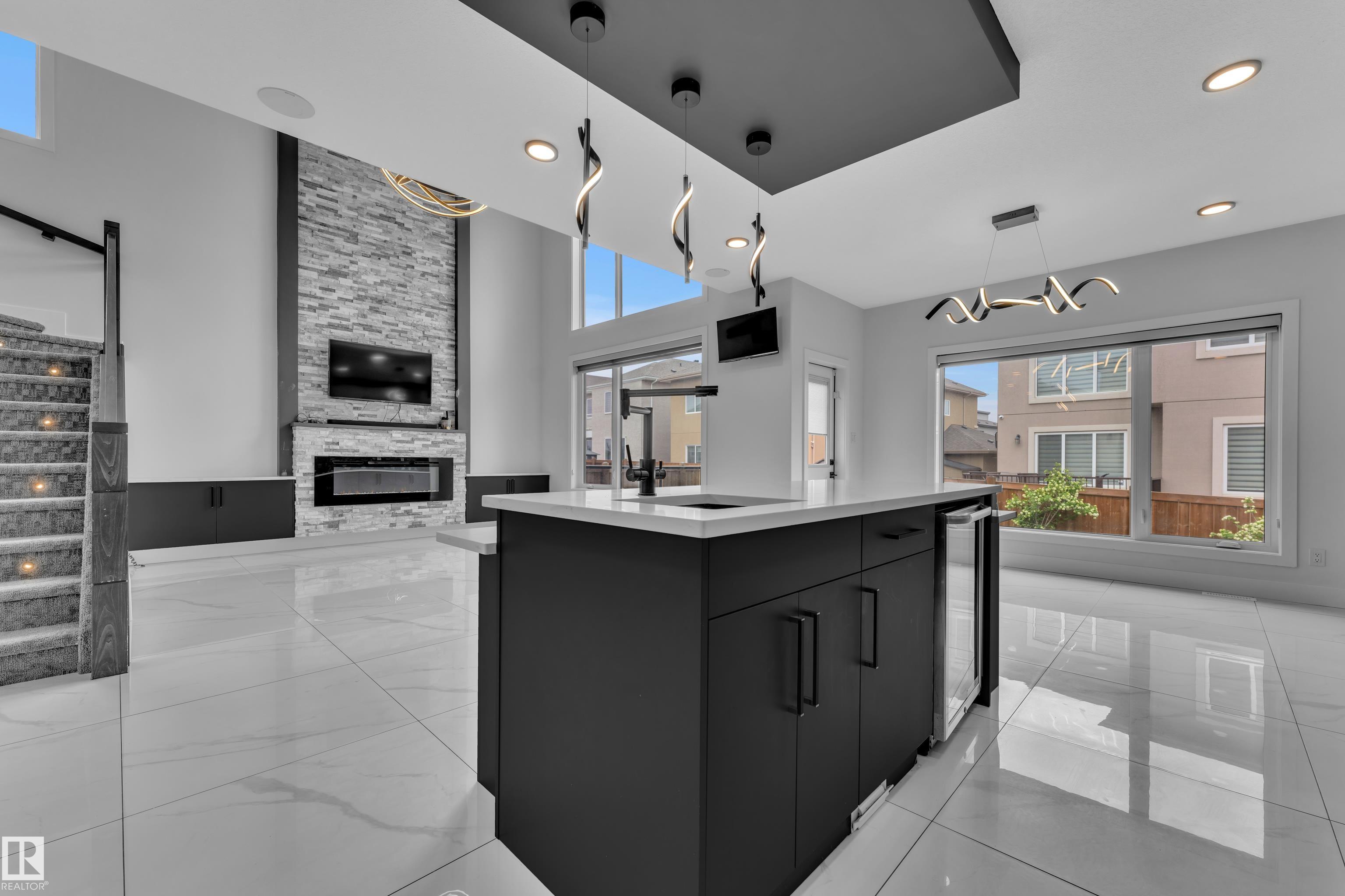 Photo 20 at 1460 25 Street NW, Laurel, Edmonton