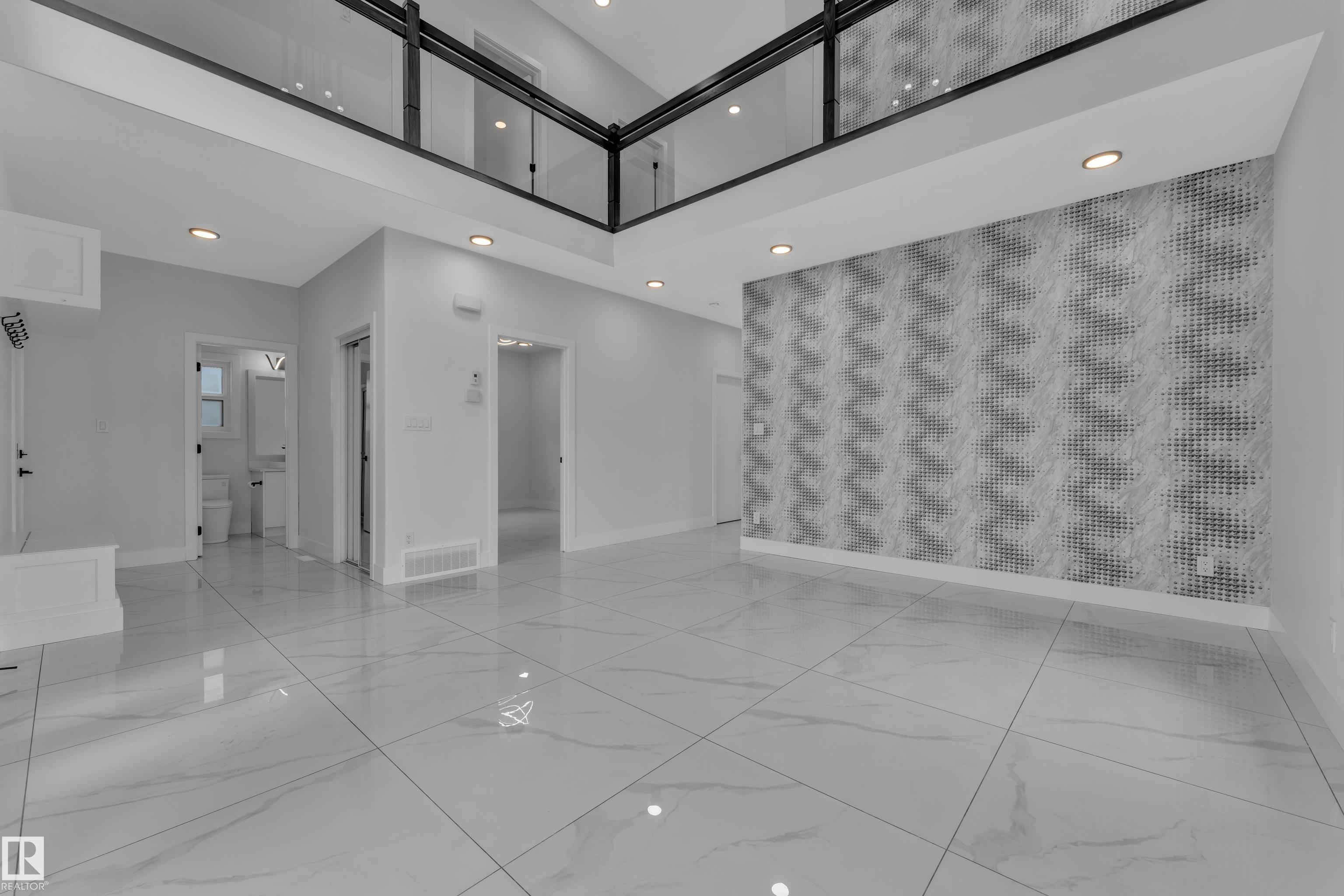 Photo 7 at 1460 25 Street NW, Laurel, Edmonton