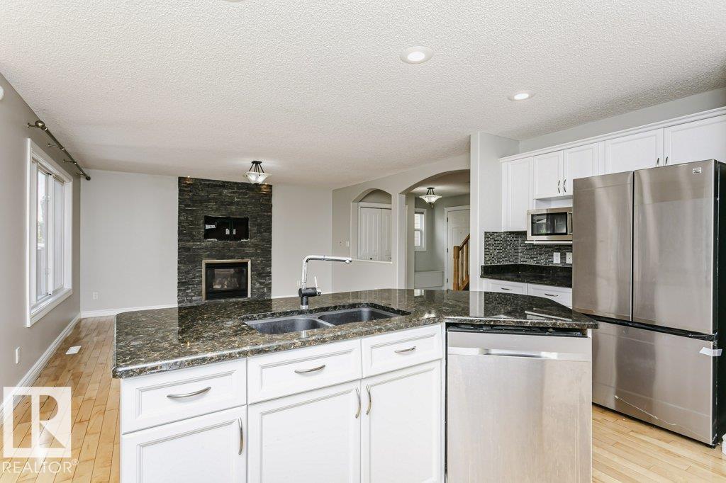 Photo 21 at 8018 3 Avenue SW, Ellerslie, Edmonton