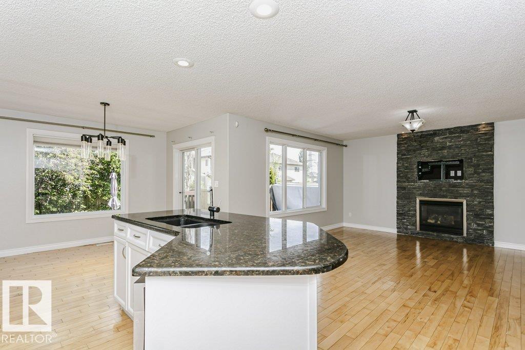 Photo 22 at 8018 3 Avenue SW, Ellerslie, Edmonton