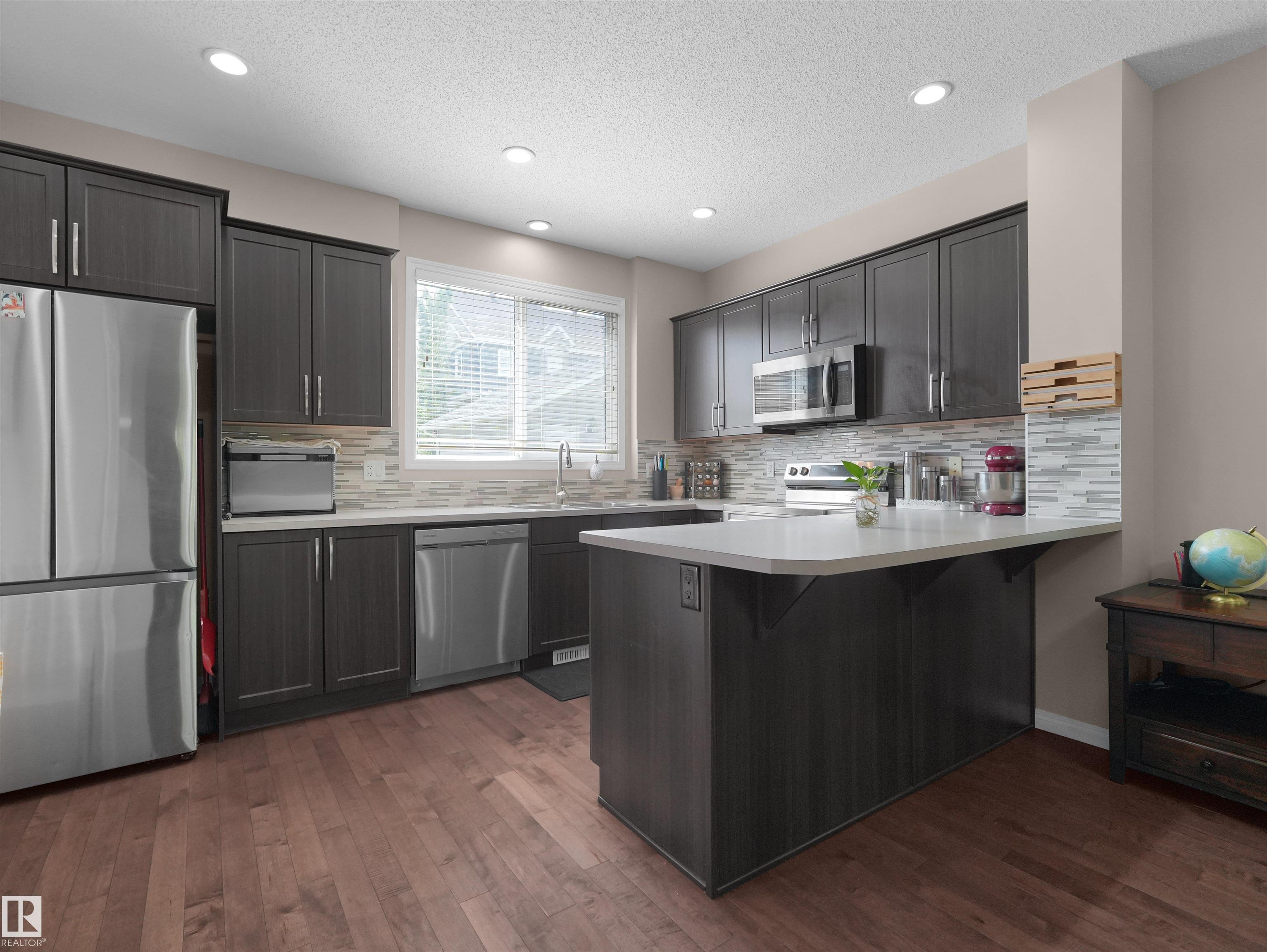 Photo 23 at 7827 22 Avenue SW, Summerside, Edmonton