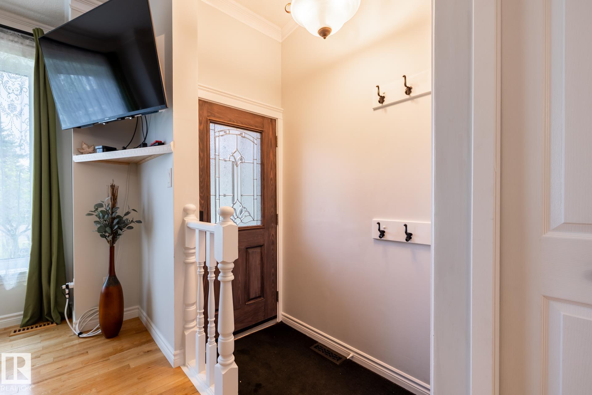 Photo 10 at 27 Danforth Crescent, Deer Ridge, St. Albert