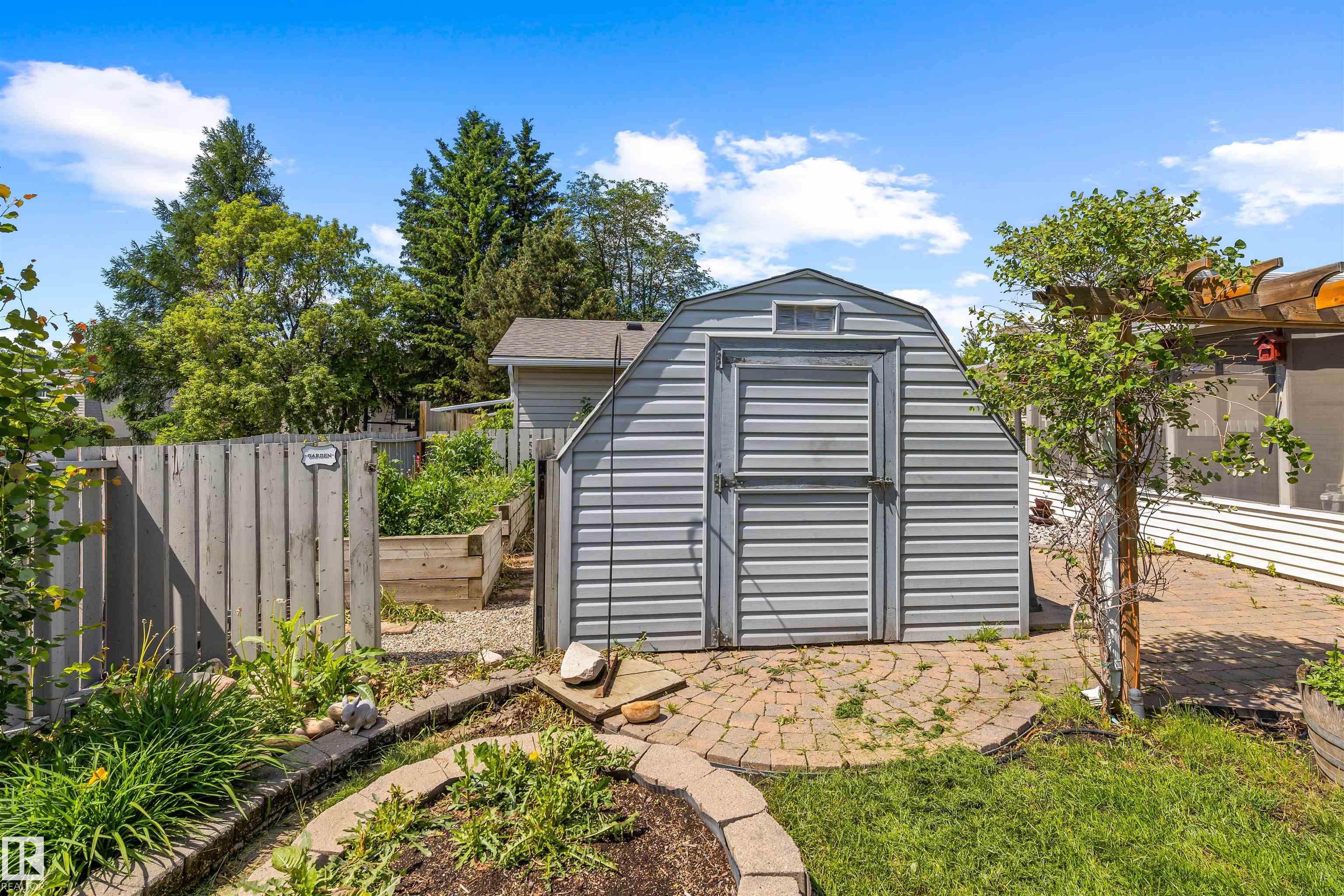 Photo 39 at 37 Leon Place, Lacombe Park, St. Albert