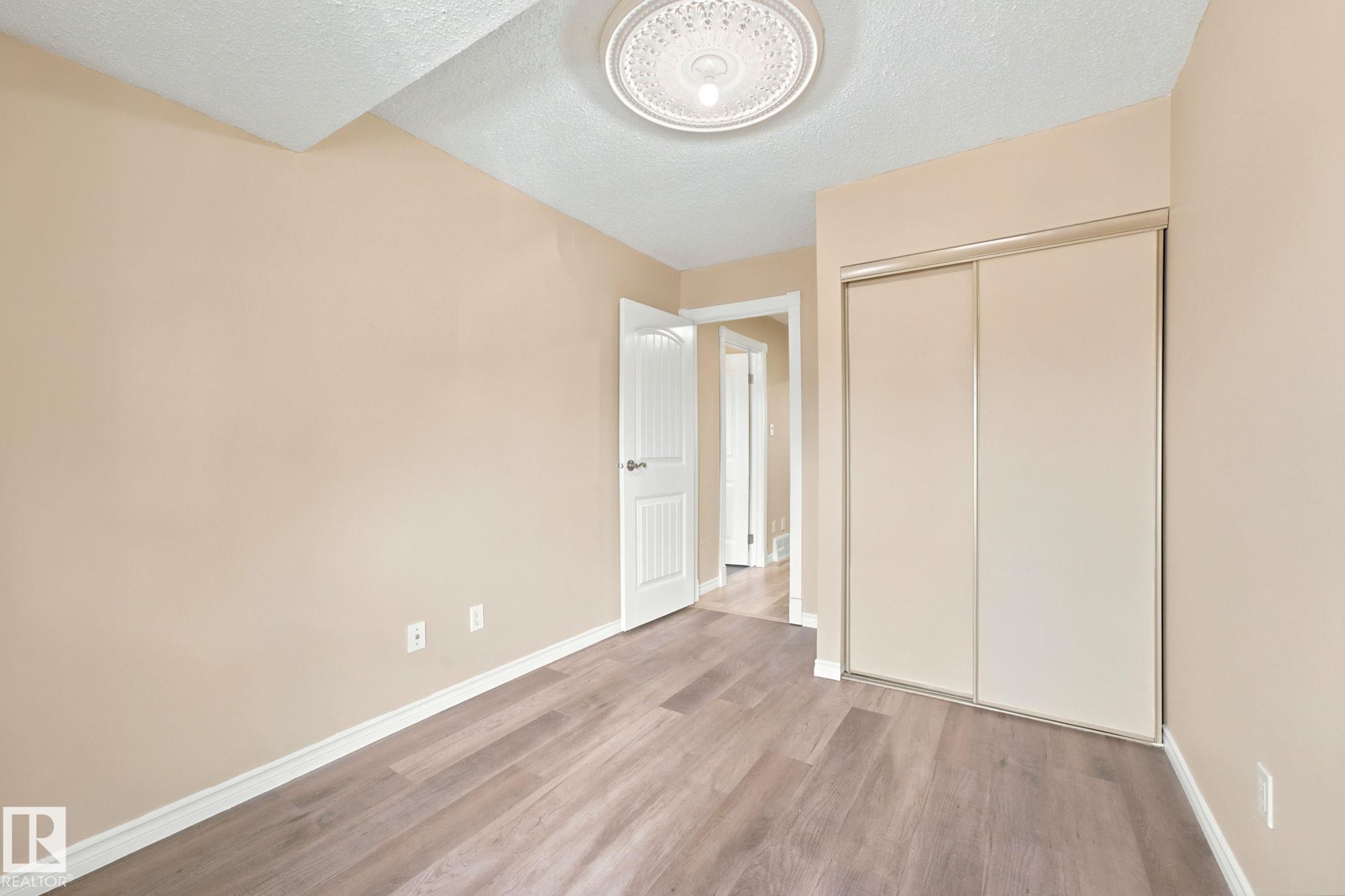 Photo 19 at 41 - 4707 126 Avenue NW, Homesteader, Edmonton