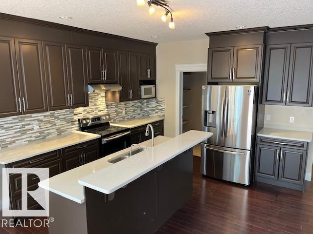 Photo 7 at 805 Hodgins Road NW, The Hamptons, Edmonton