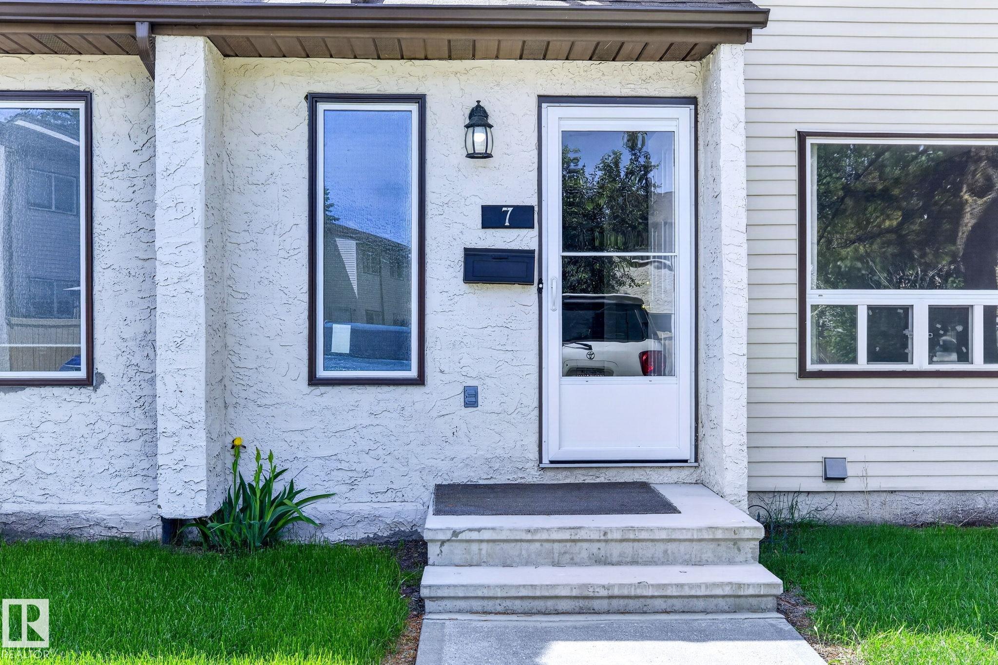 Photo 9 at 7 - 1651 46 Street NW, Pollard Meadows, Edmonton