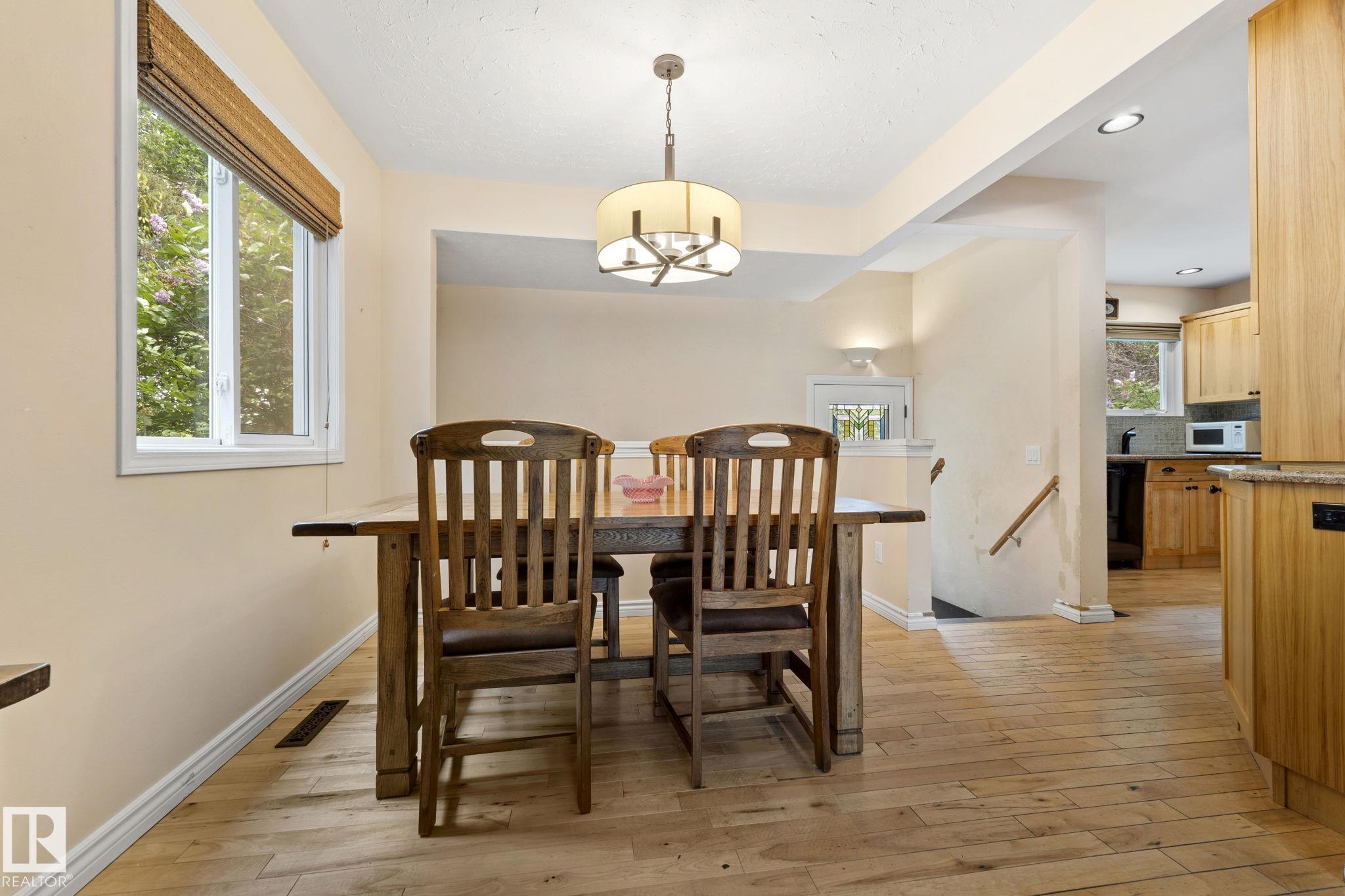 Photo 11 at 13411 105 Street NW, Rosslyn, Edmonton