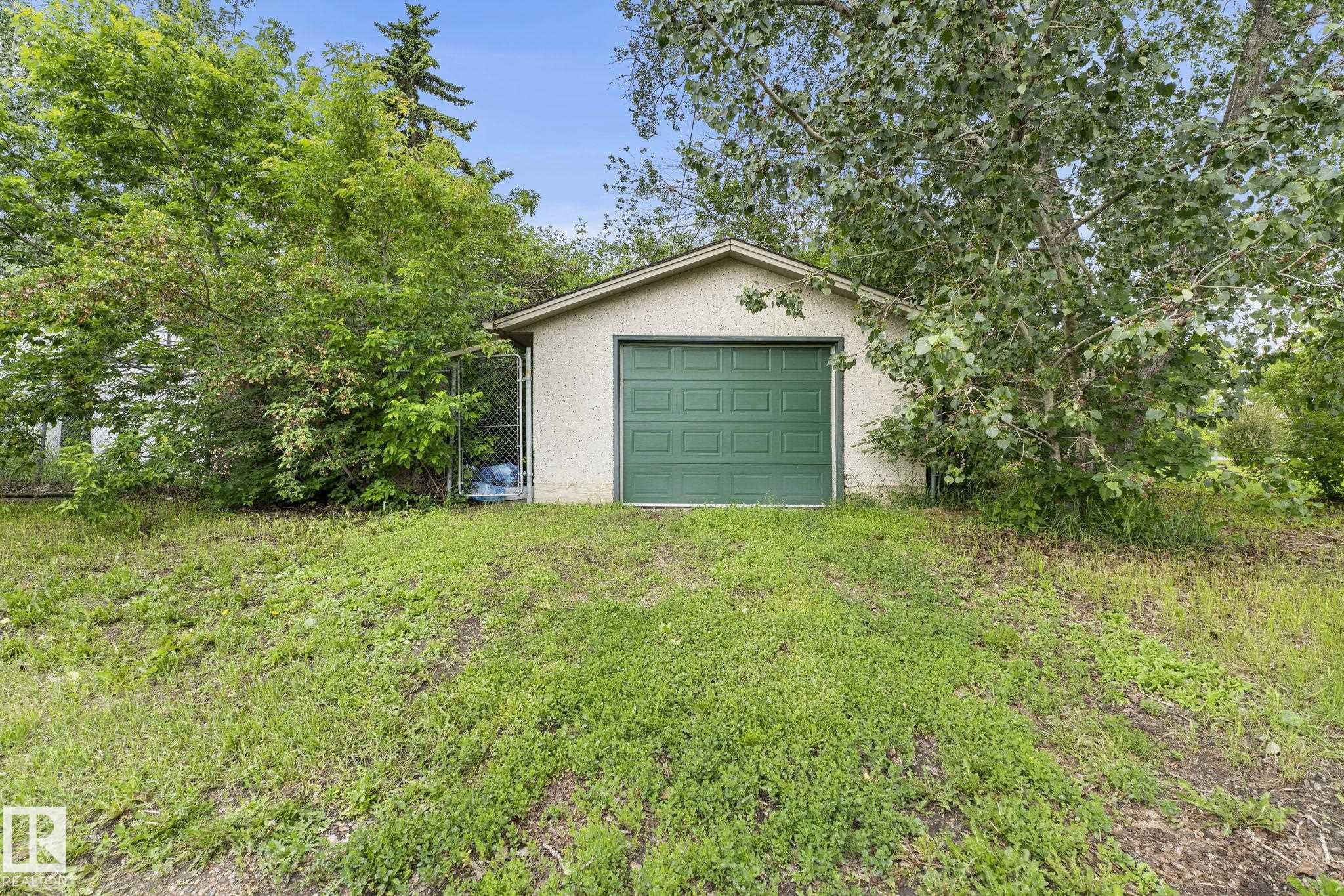 Photo 52 at 13411 105 Street NW, Rosslyn, Edmonton