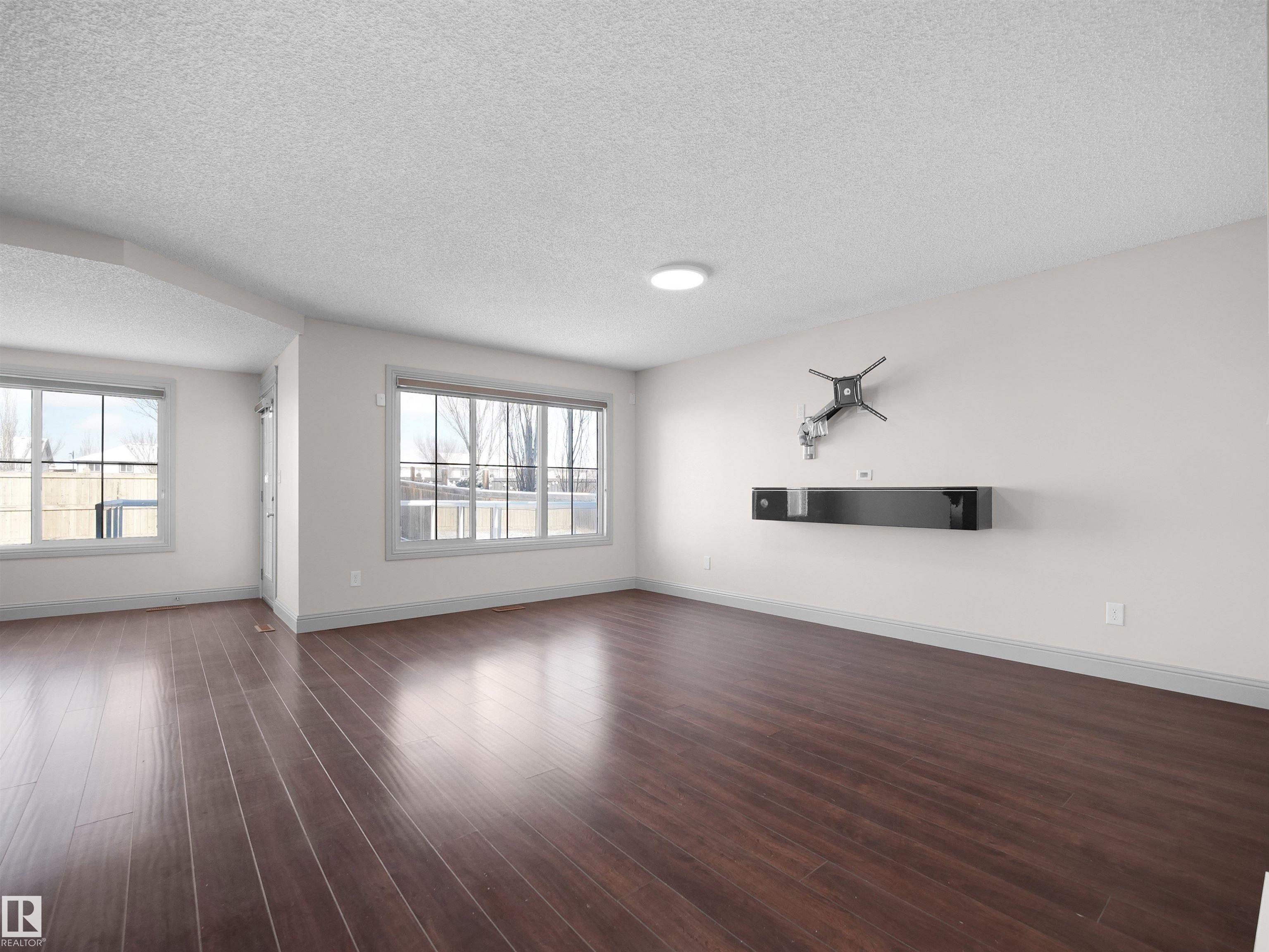 Photo 13 at 6116 10 Avenue SW, Walker, Edmonton