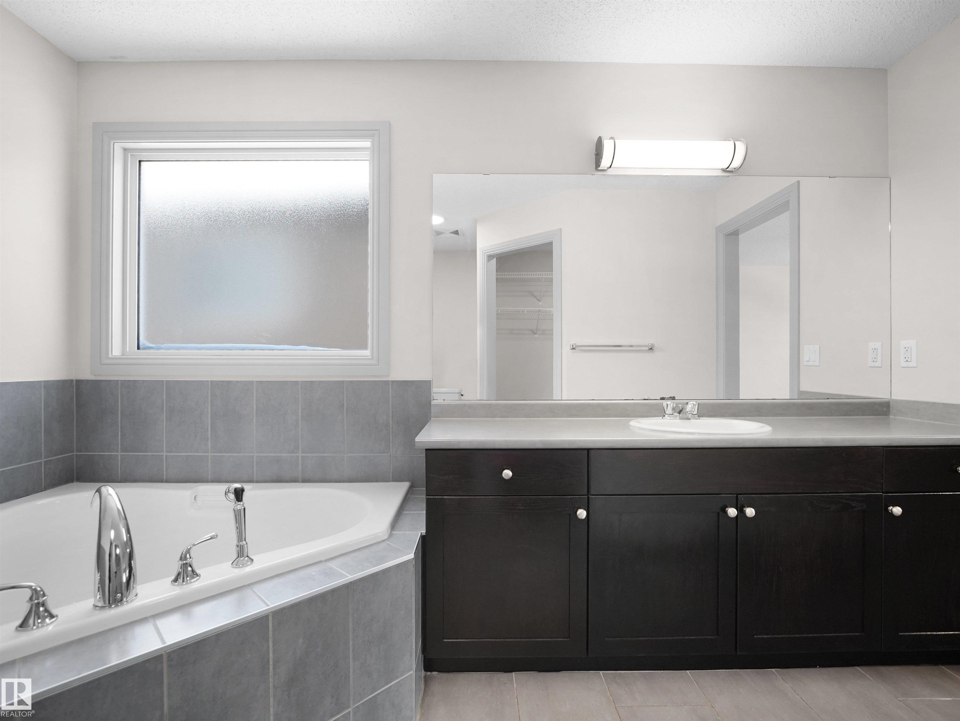 Photo 33 at 6116 10 Avenue SW, Walker, Edmonton