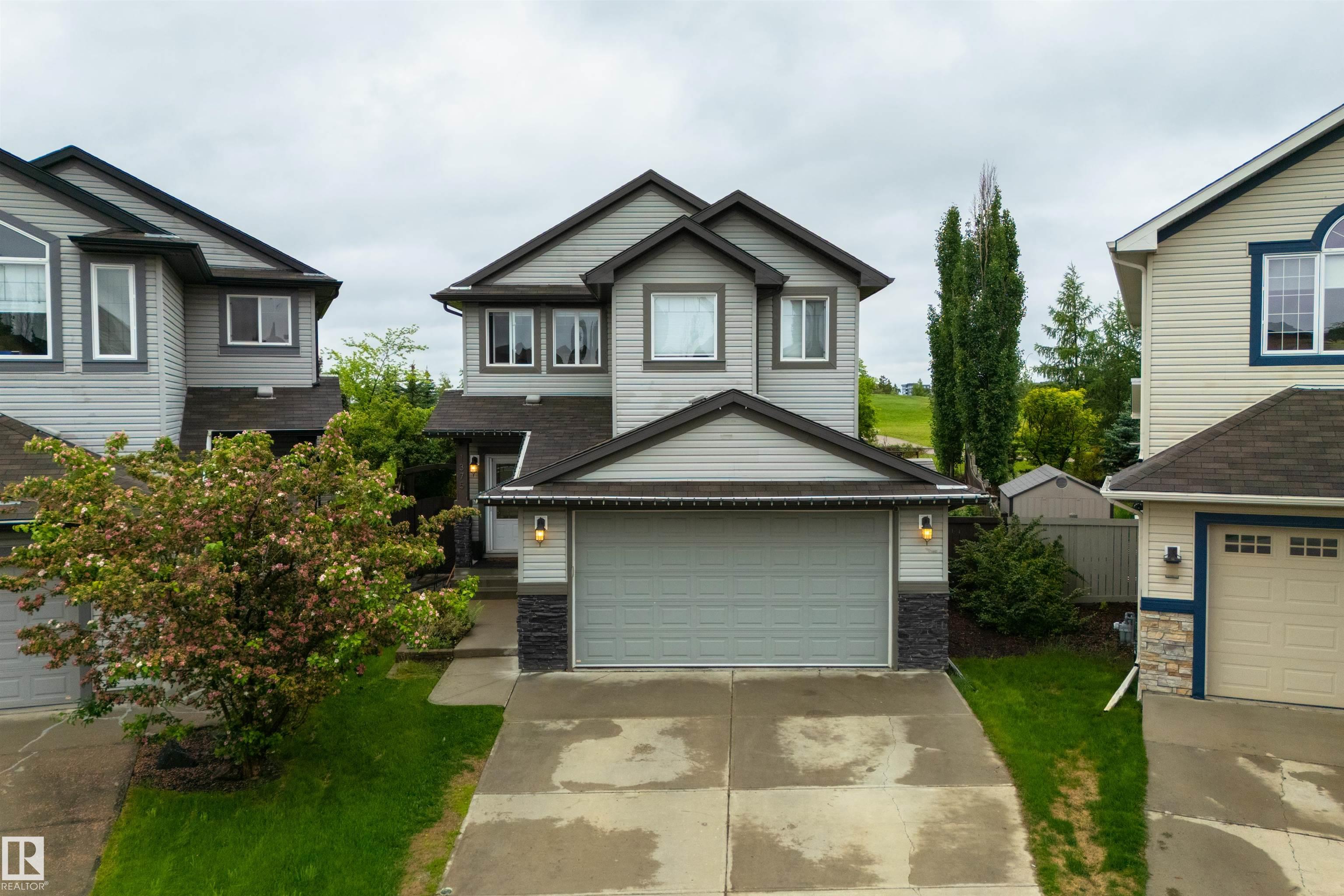Photo 2 at 1375 113 Street SW, Rutherford, Edmonton