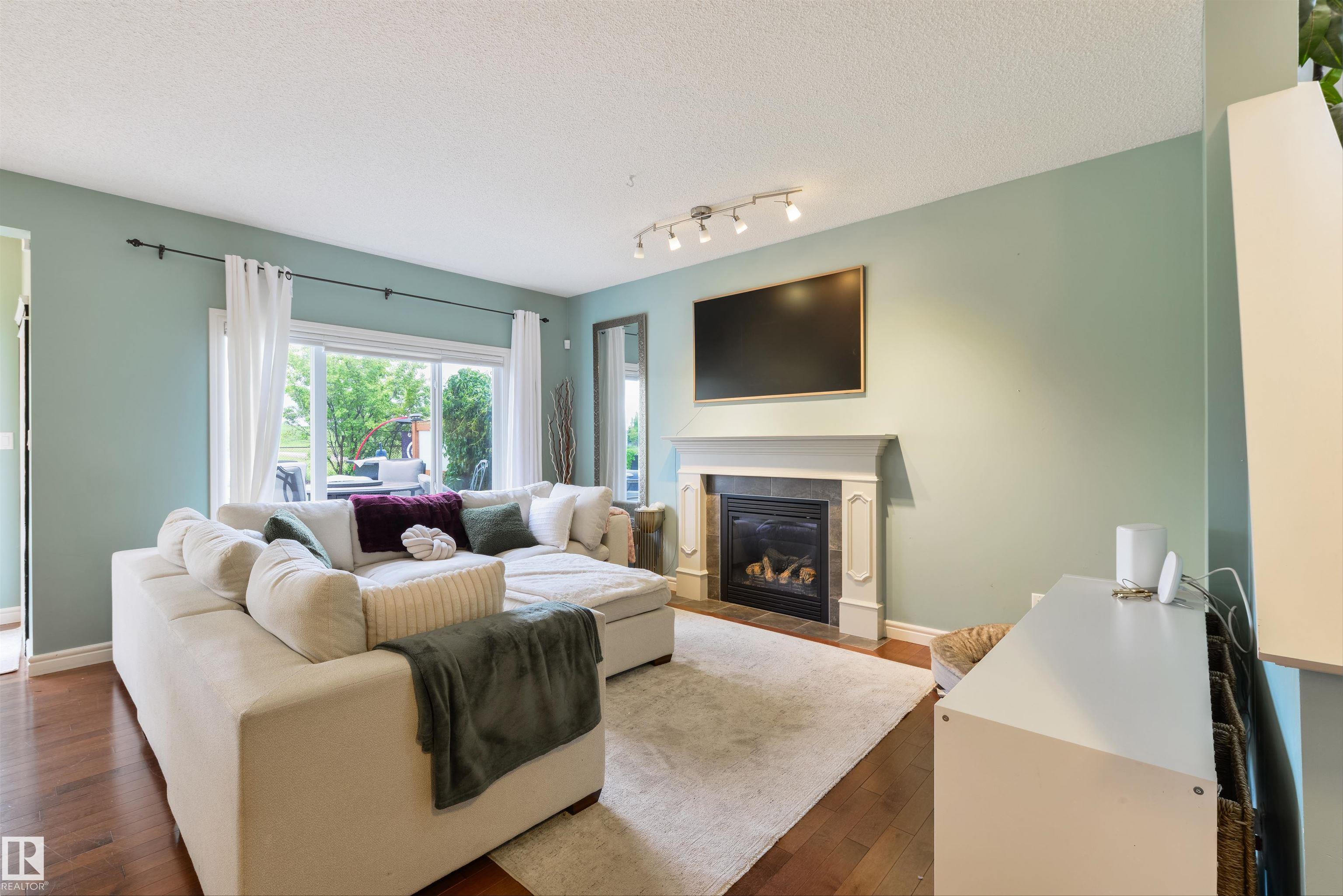 Photo 7 at 1375 113 Street SW, Rutherford, Edmonton