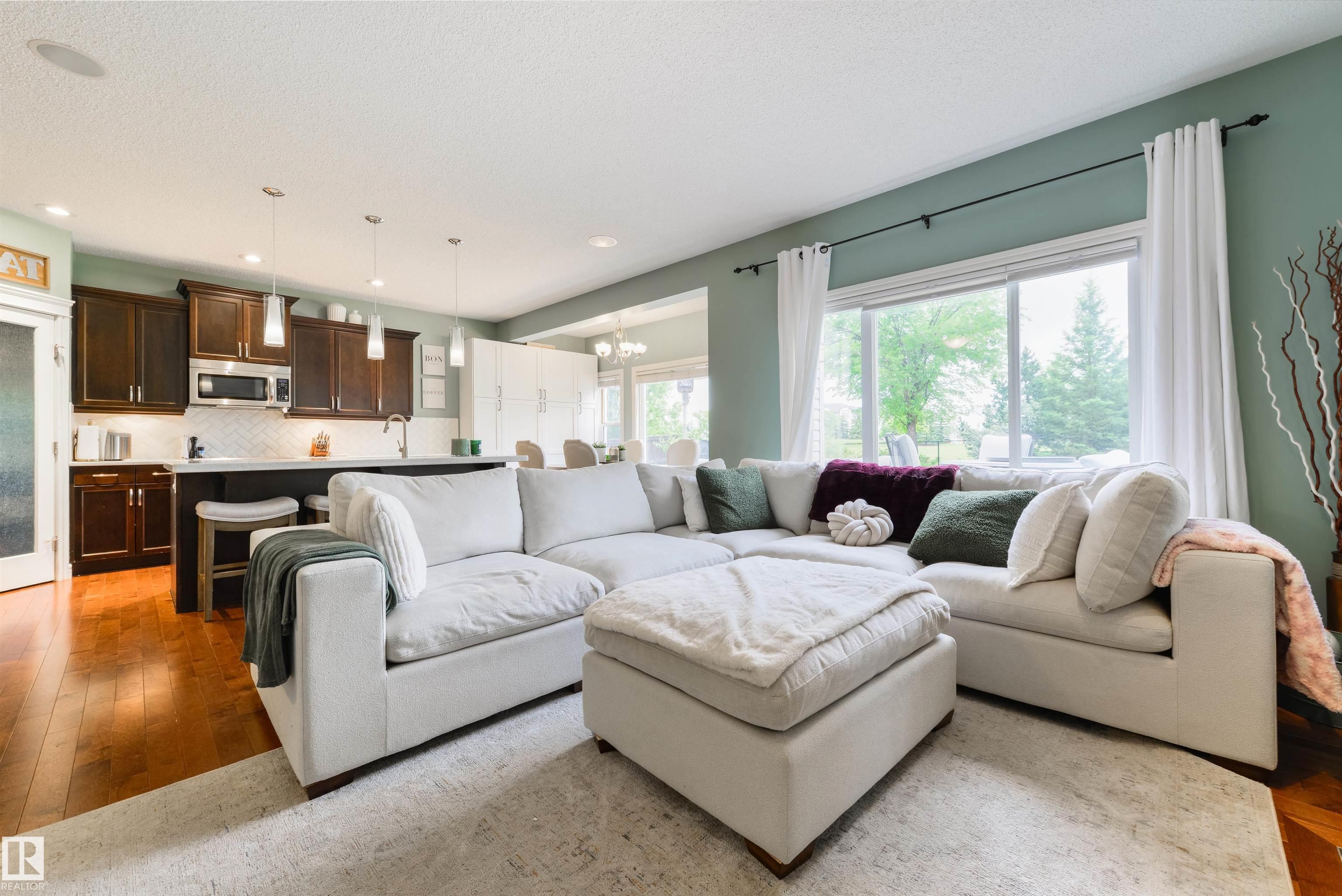 Photo 9 at 1375 113 Street SW, Rutherford, Edmonton