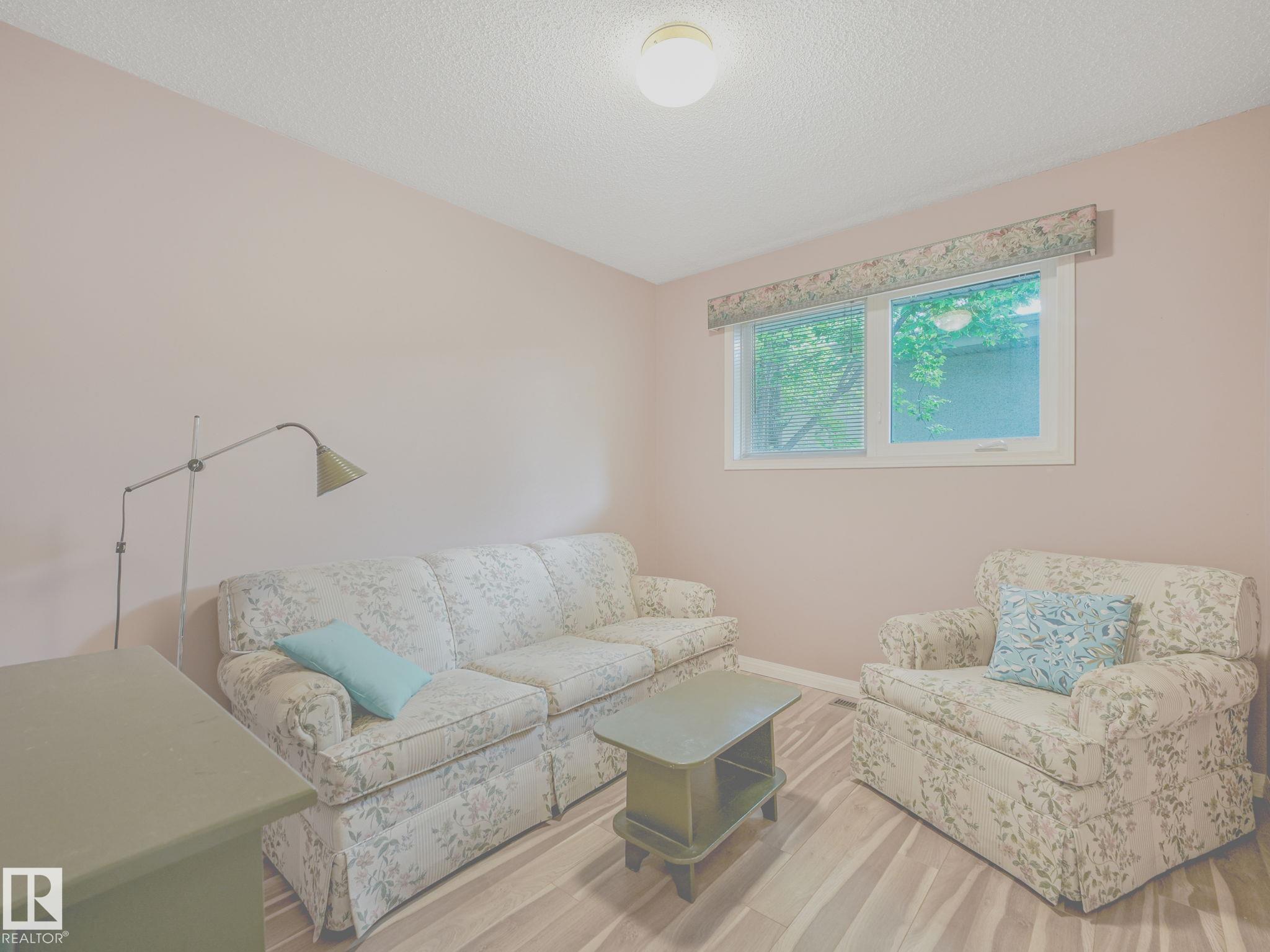 Photo 21 at 5 Akins Drive, Akinsdale, St. Albert