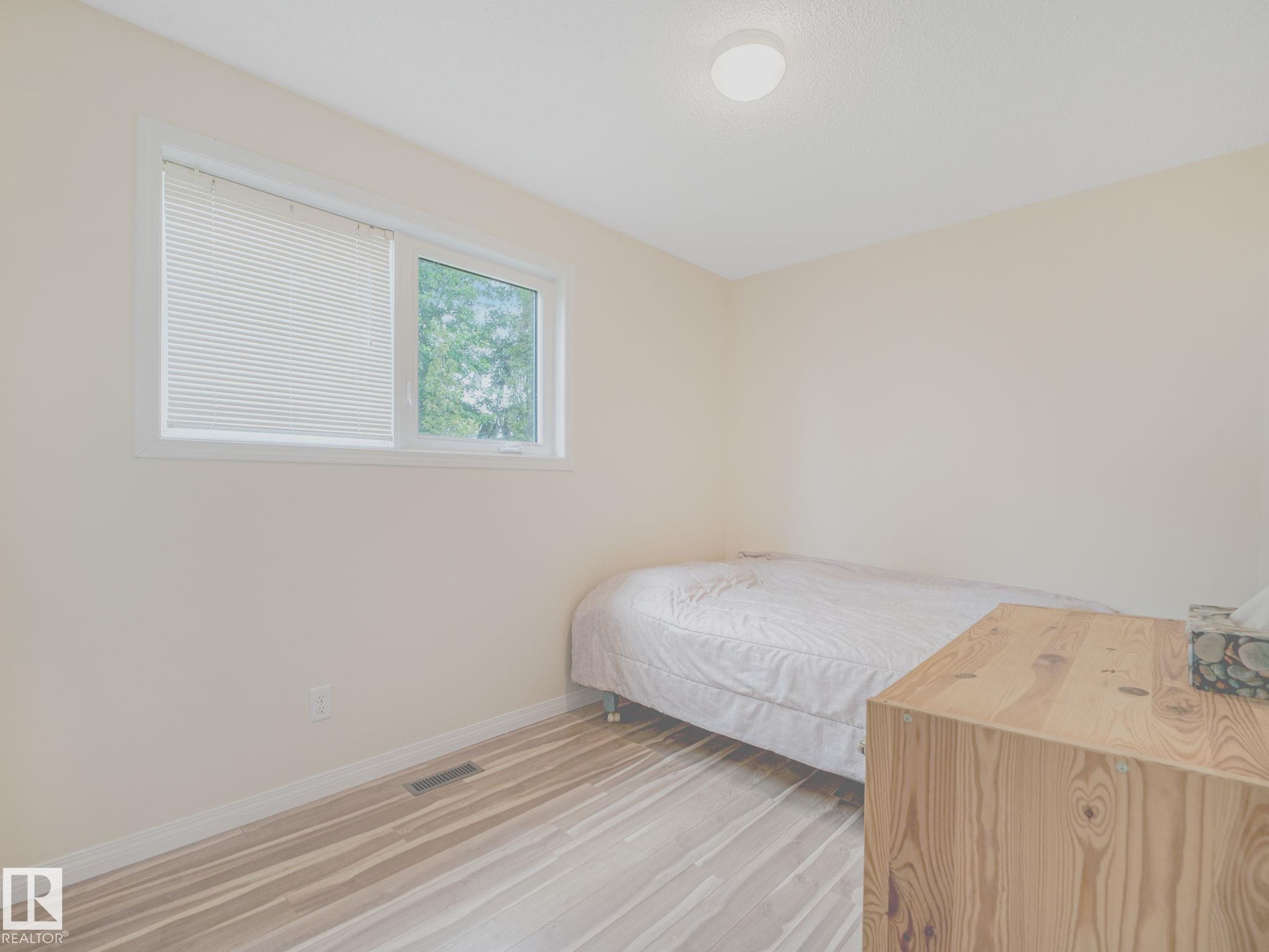 Photo 26 at 5 Akins Drive, Akinsdale, St. Albert