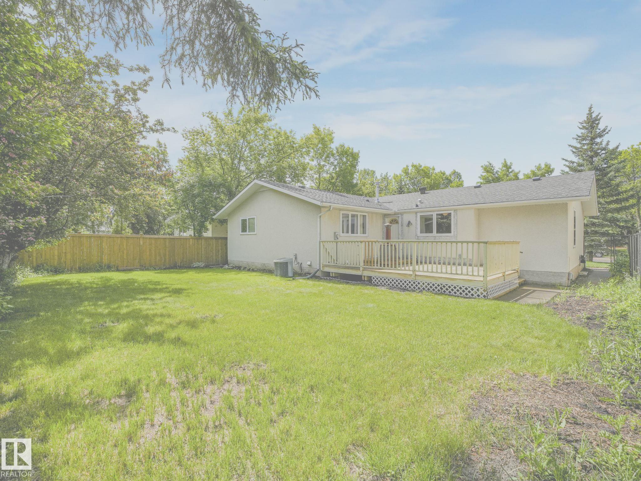 Photo 36 at 5 Akins Drive, Akinsdale, St. Albert