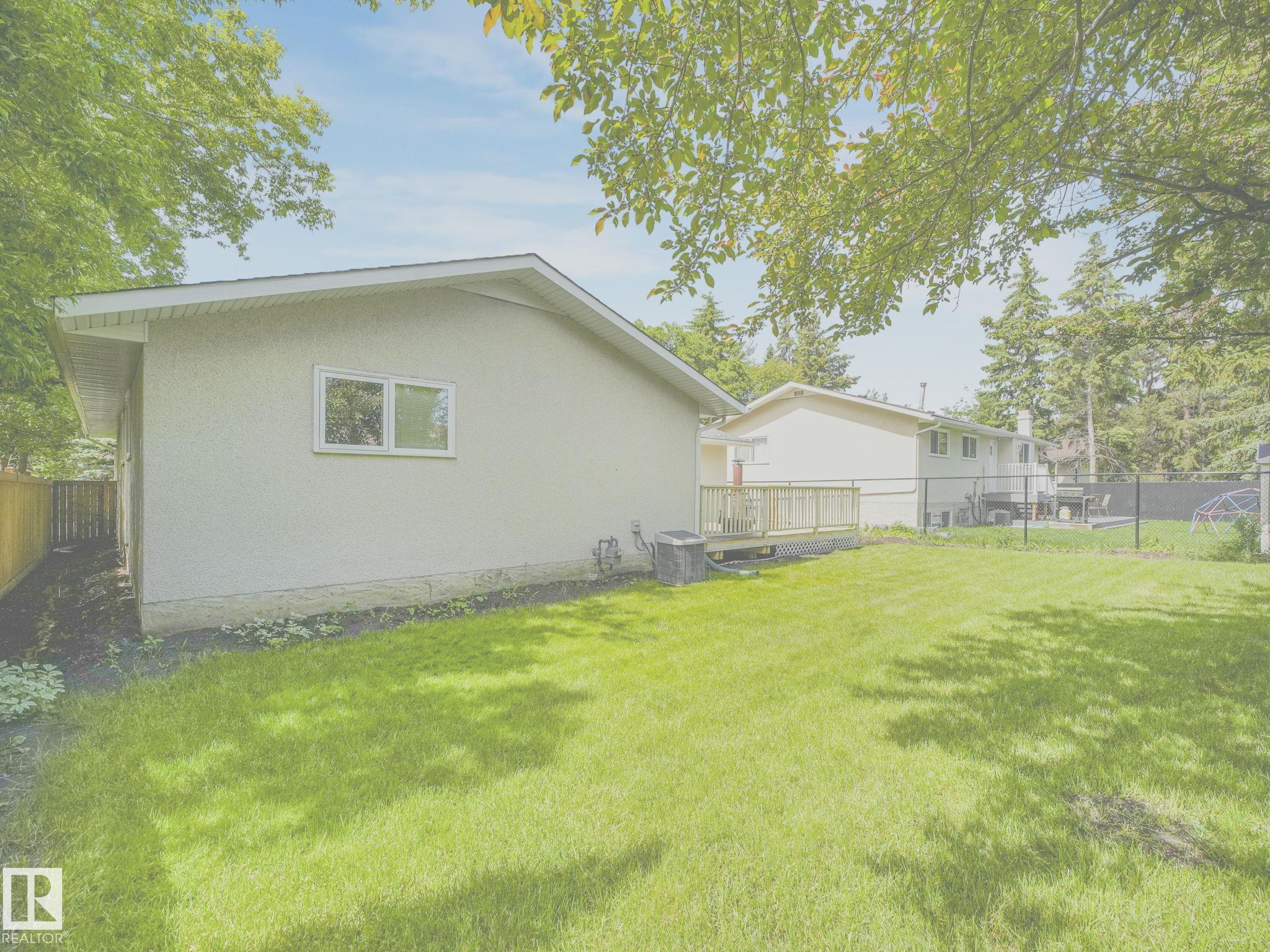 Photo 38 at 5 Akins Drive, Akinsdale, St. Albert