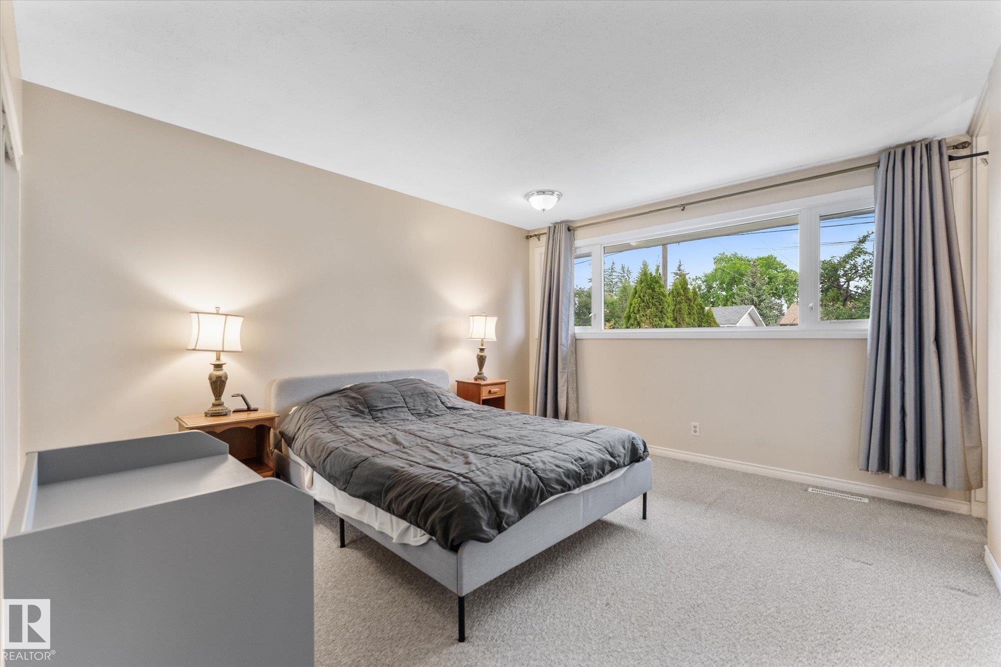 Photo 19 at 15112 76a Avenue NW, Rio Terrace, Edmonton