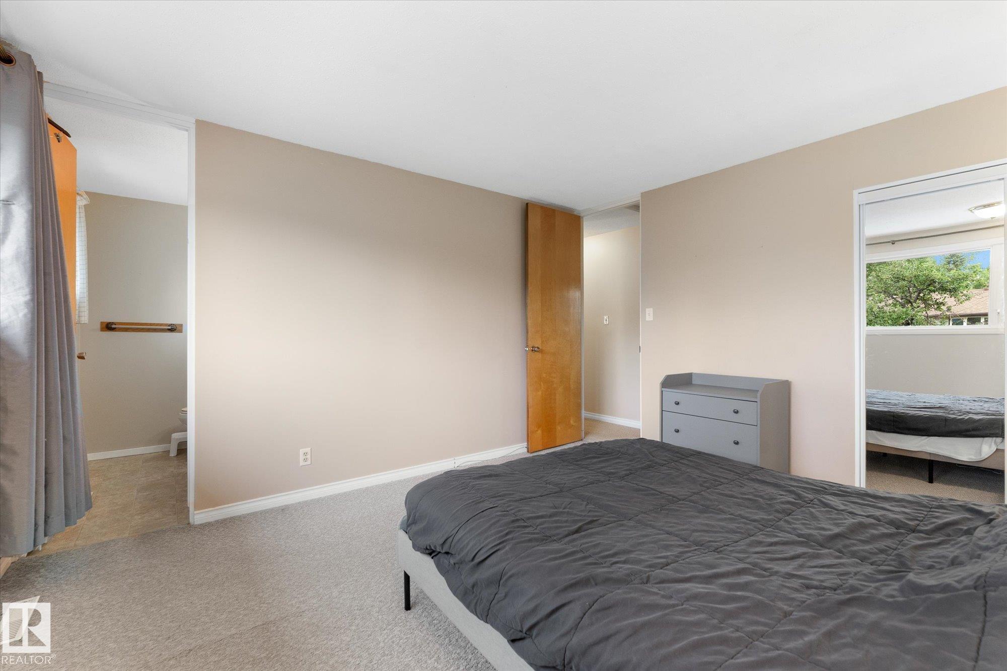 Photo 21 at 15112 76a Avenue NW, Rio Terrace, Edmonton