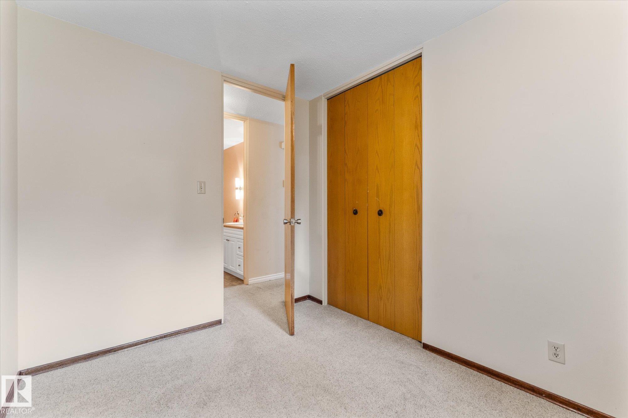 Photo 27 at 15112 76a Avenue NW, Rio Terrace, Edmonton