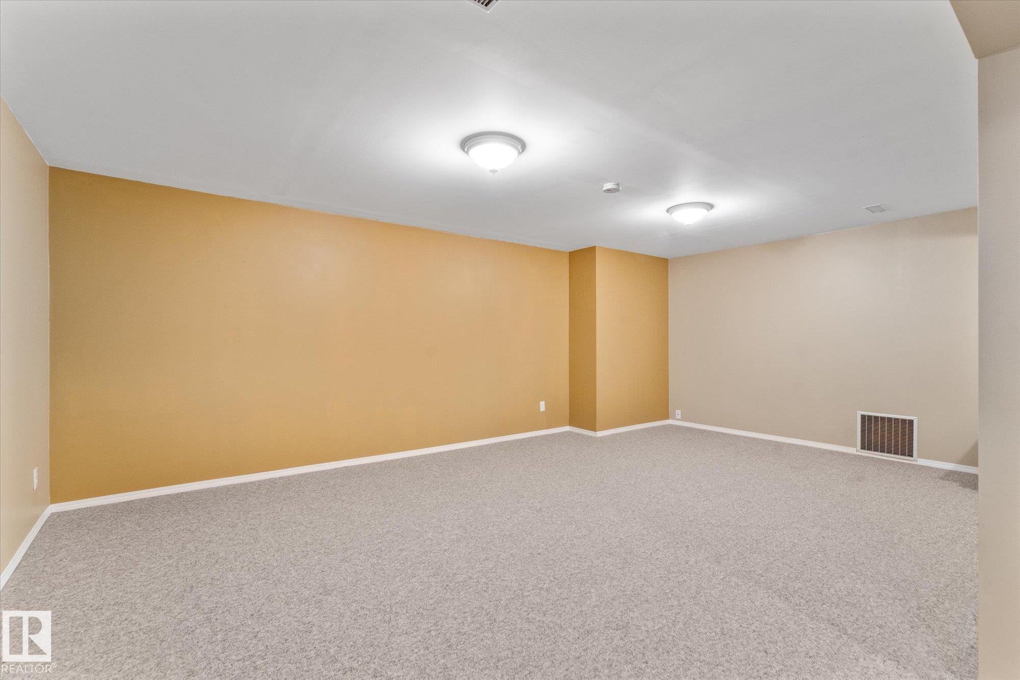 Photo 31 at 15112 76a Avenue NW, Rio Terrace, Edmonton