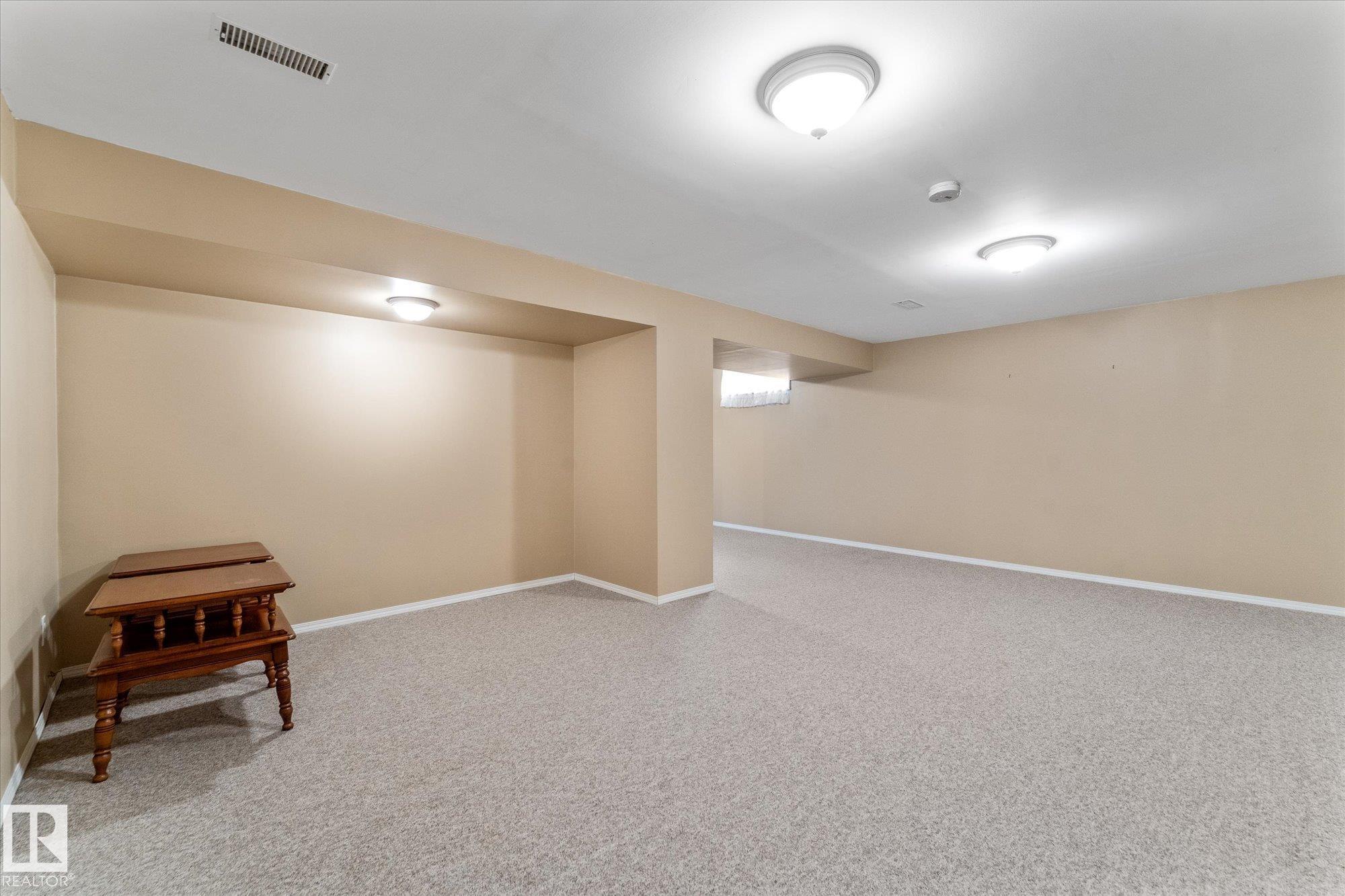 Photo 32 at 15112 76a Avenue NW, Rio Terrace, Edmonton
