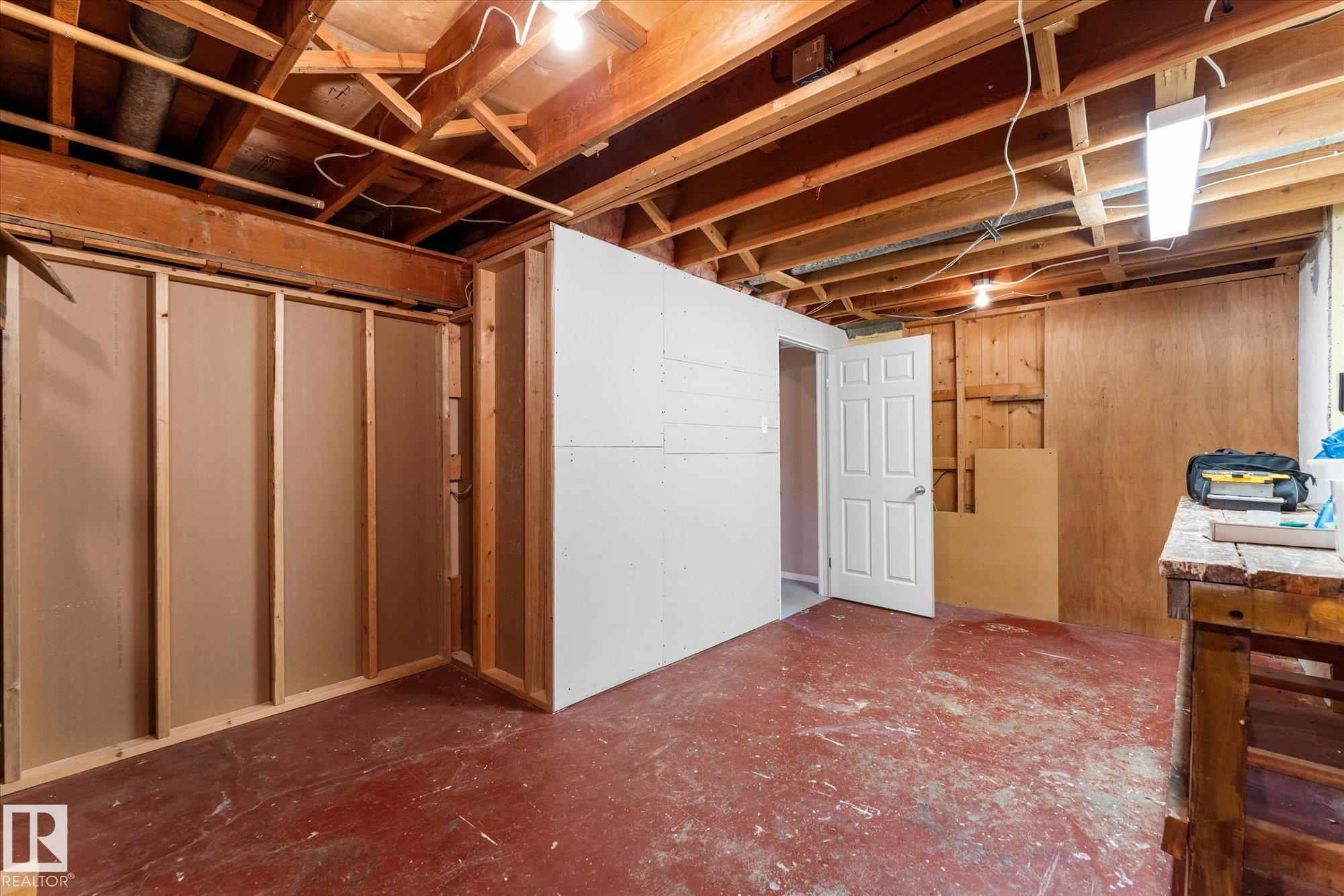 Photo 36 at 15112 76a Avenue NW, Rio Terrace, Edmonton