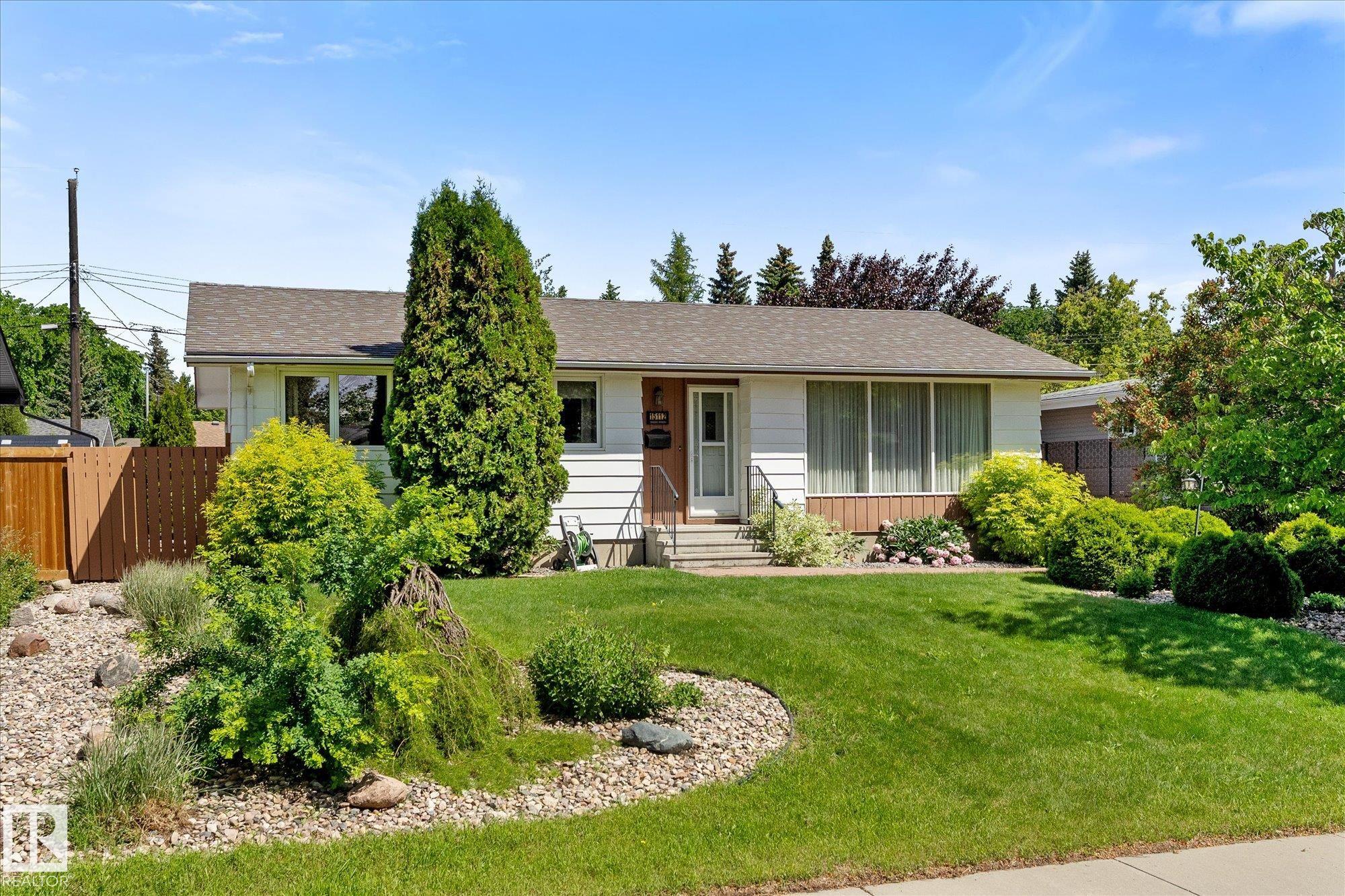 Photo 42 at 15112 76a Avenue NW, Rio Terrace, Edmonton
