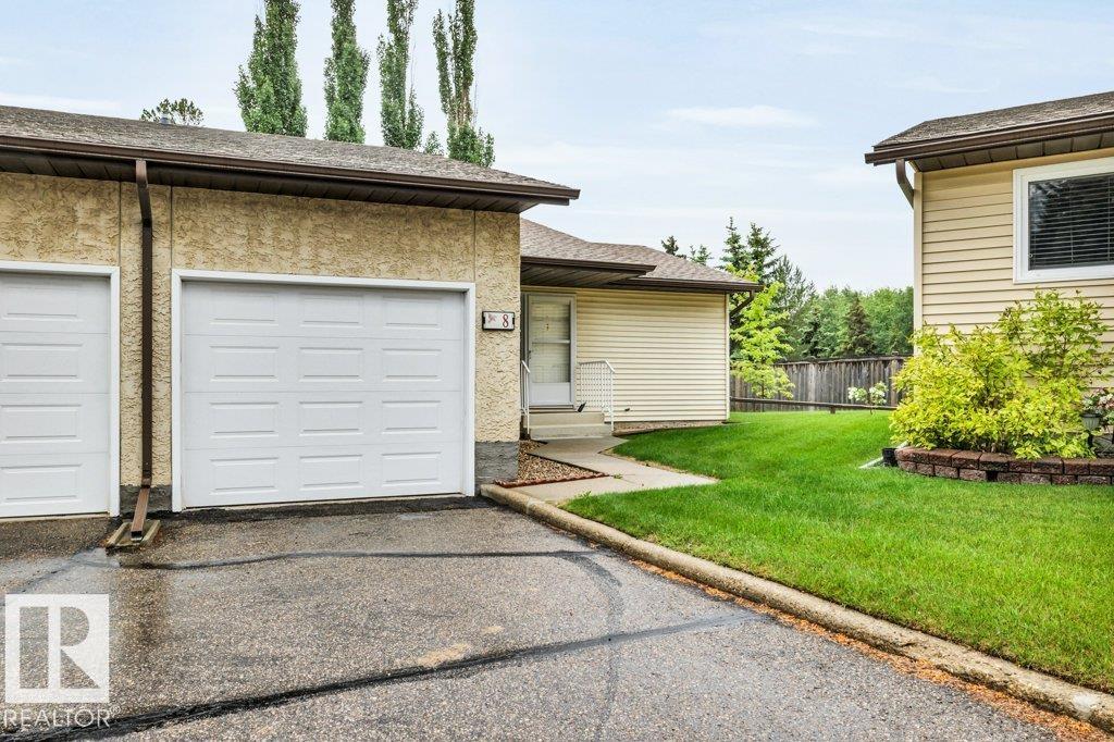 8 Pineview Horizon Village, Pineview, St. Albert