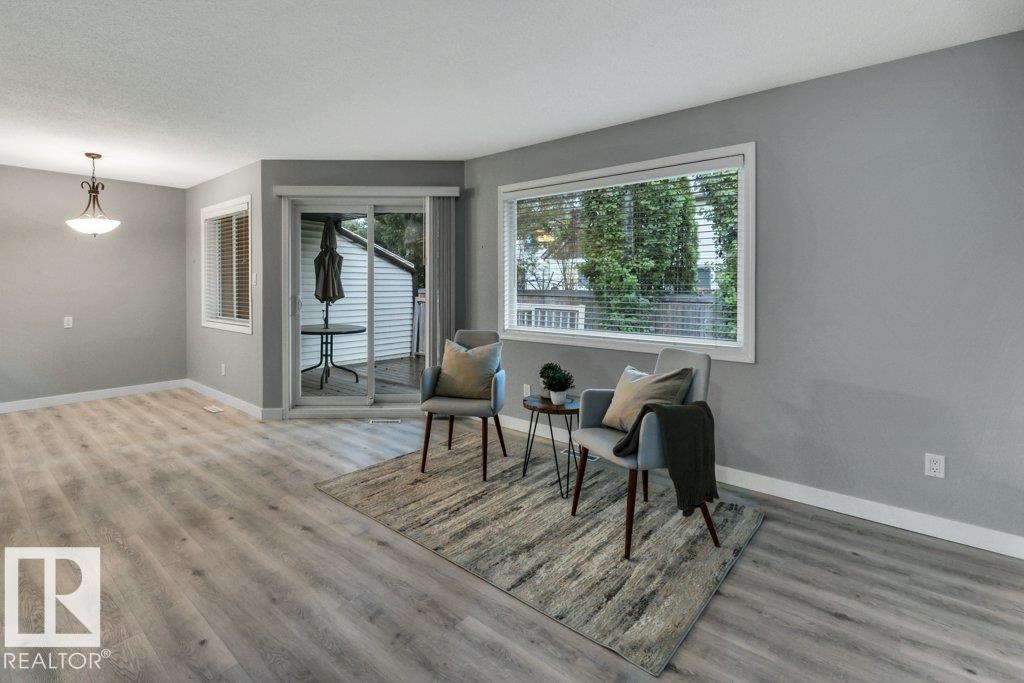 8 Pineview Horizon Village, Pineview, St. Albert