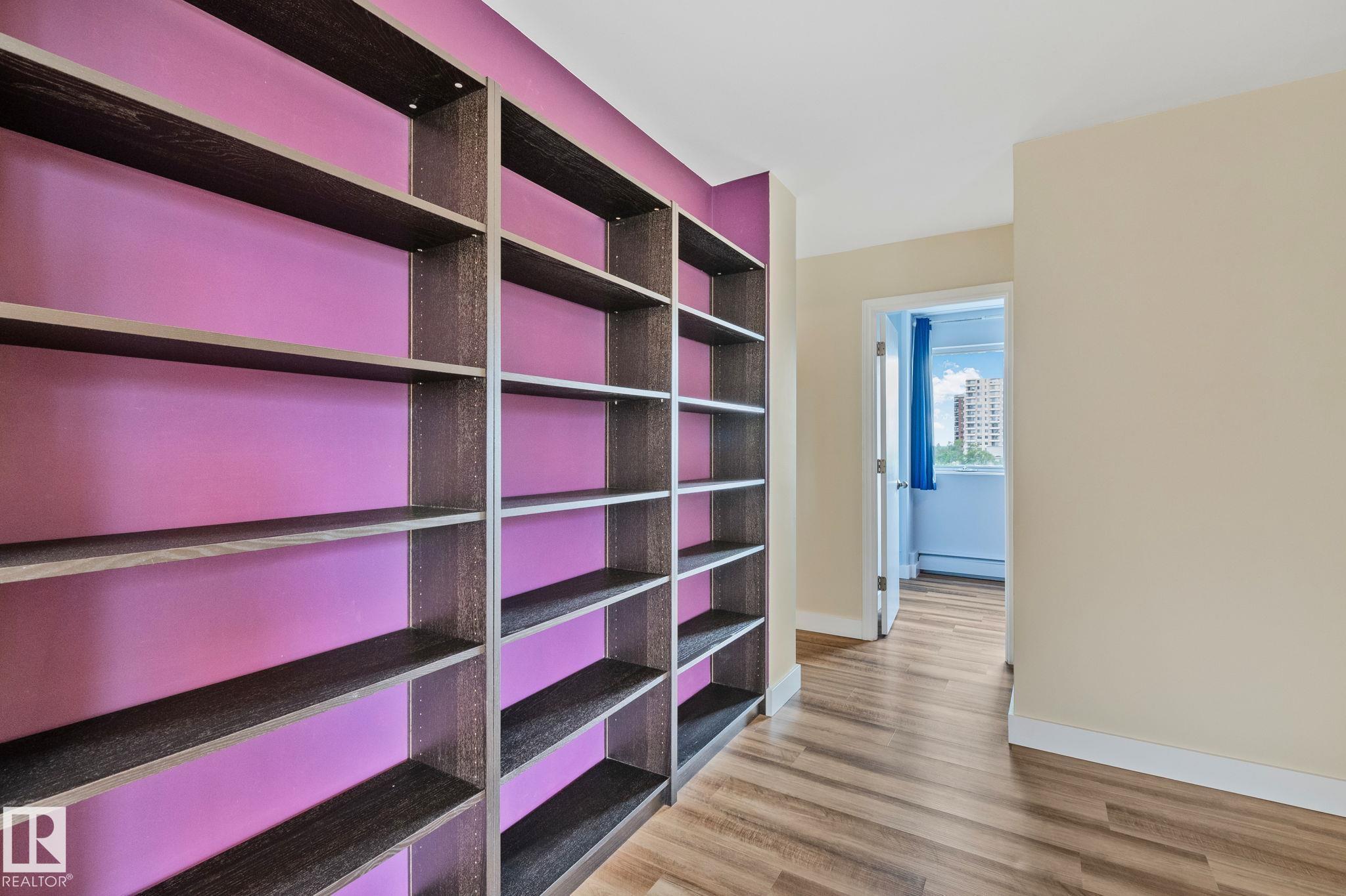 Photo 11 at 705 - 9940 112 Street NW, Wîhkwêntôwin, Edmonton
