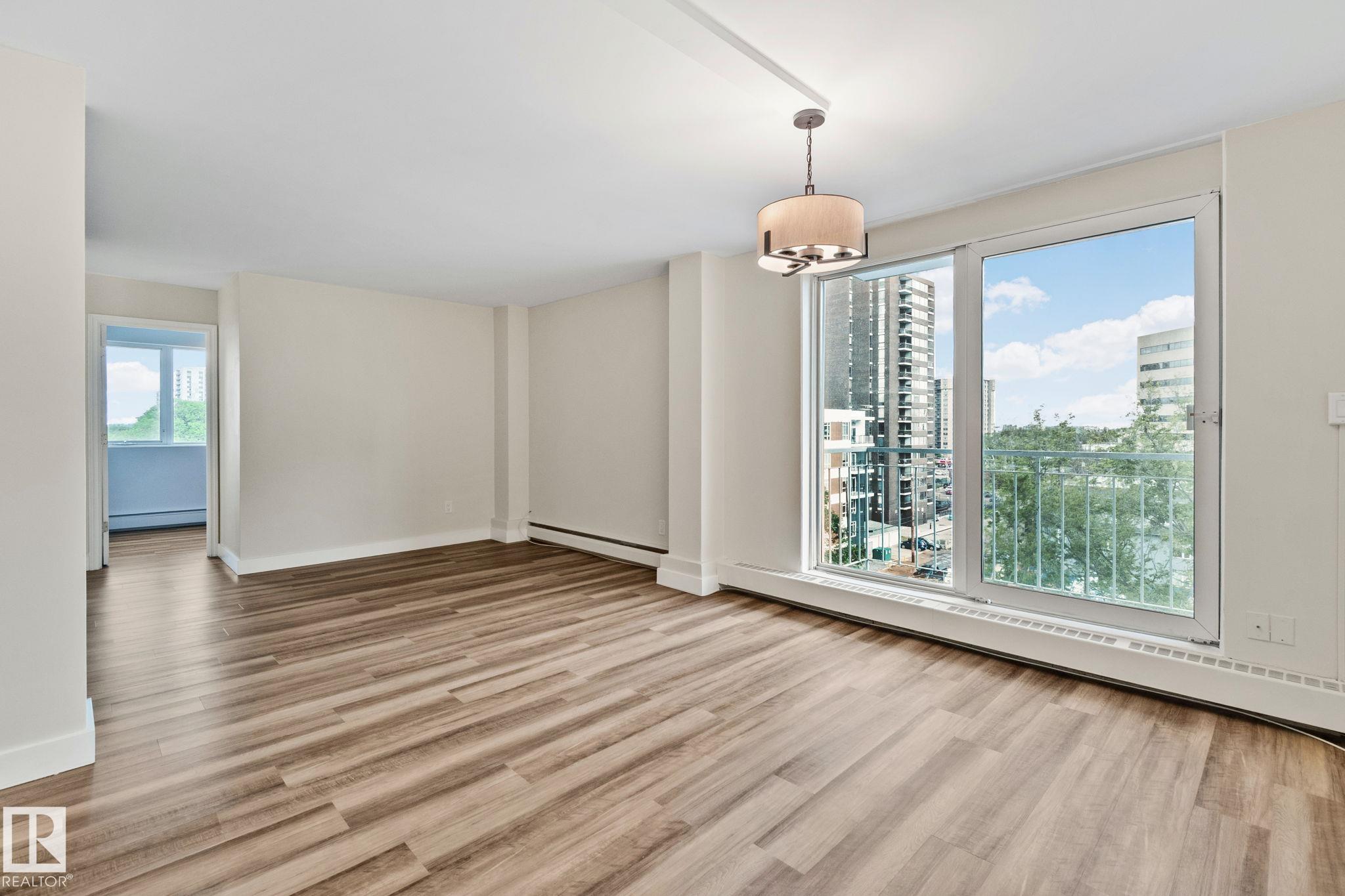 Photo 16 at 705 - 9940 112 Street NW, Wîhkwêntôwin, Edmonton
