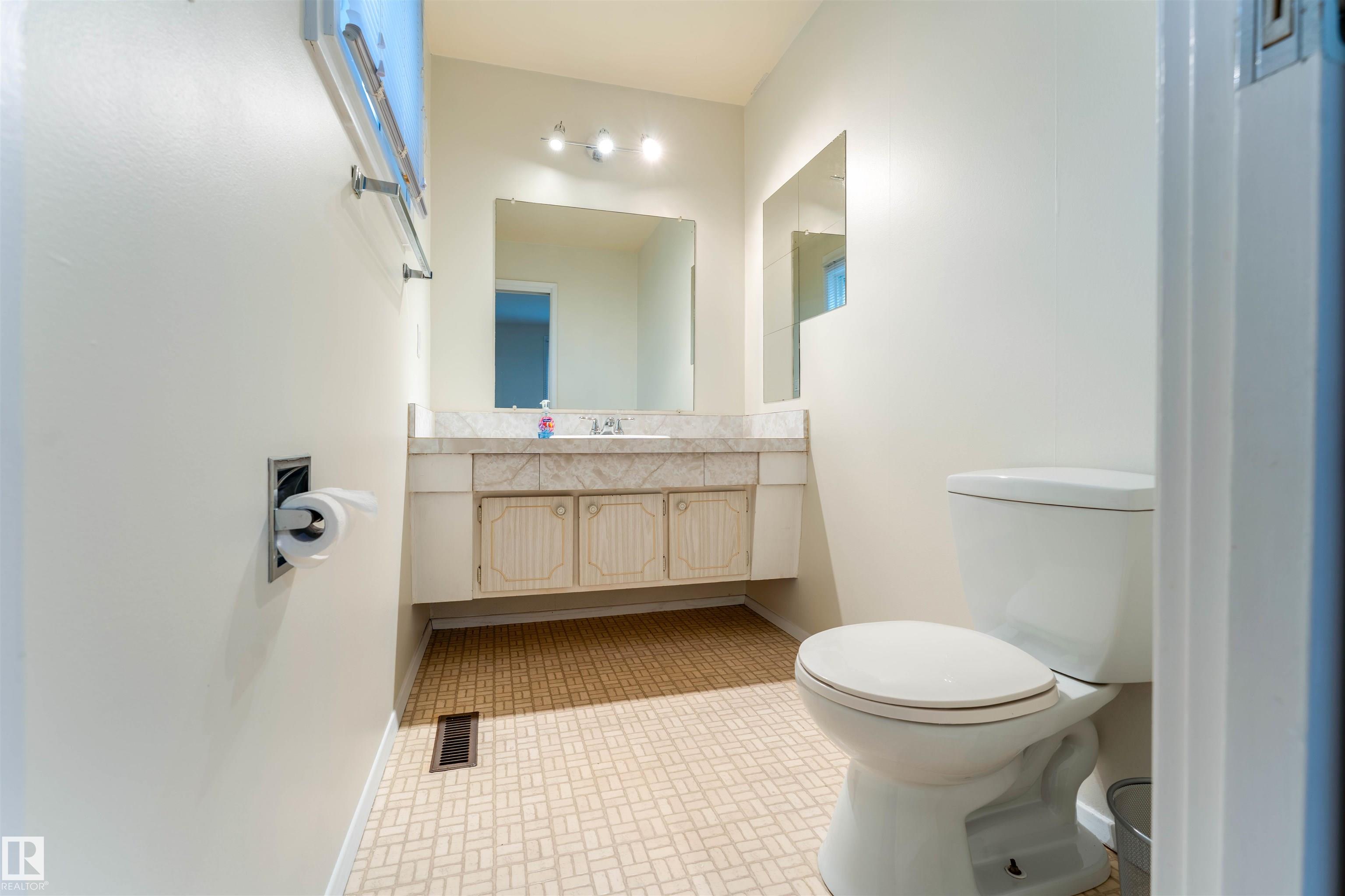 Photo 18 at 60 Fenwick Crescent, Forest Lawn, St. Albert
