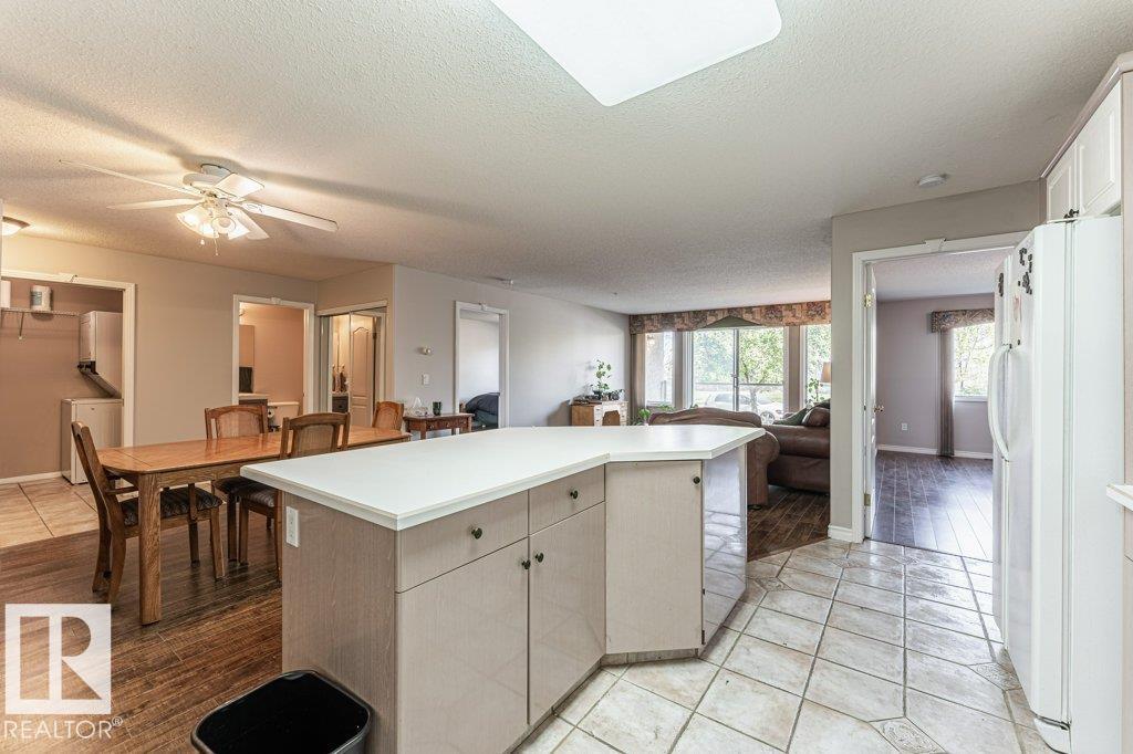 Photo 14 at 101 - 10421 42 Avenue NW, Rideau Park, Edmonton