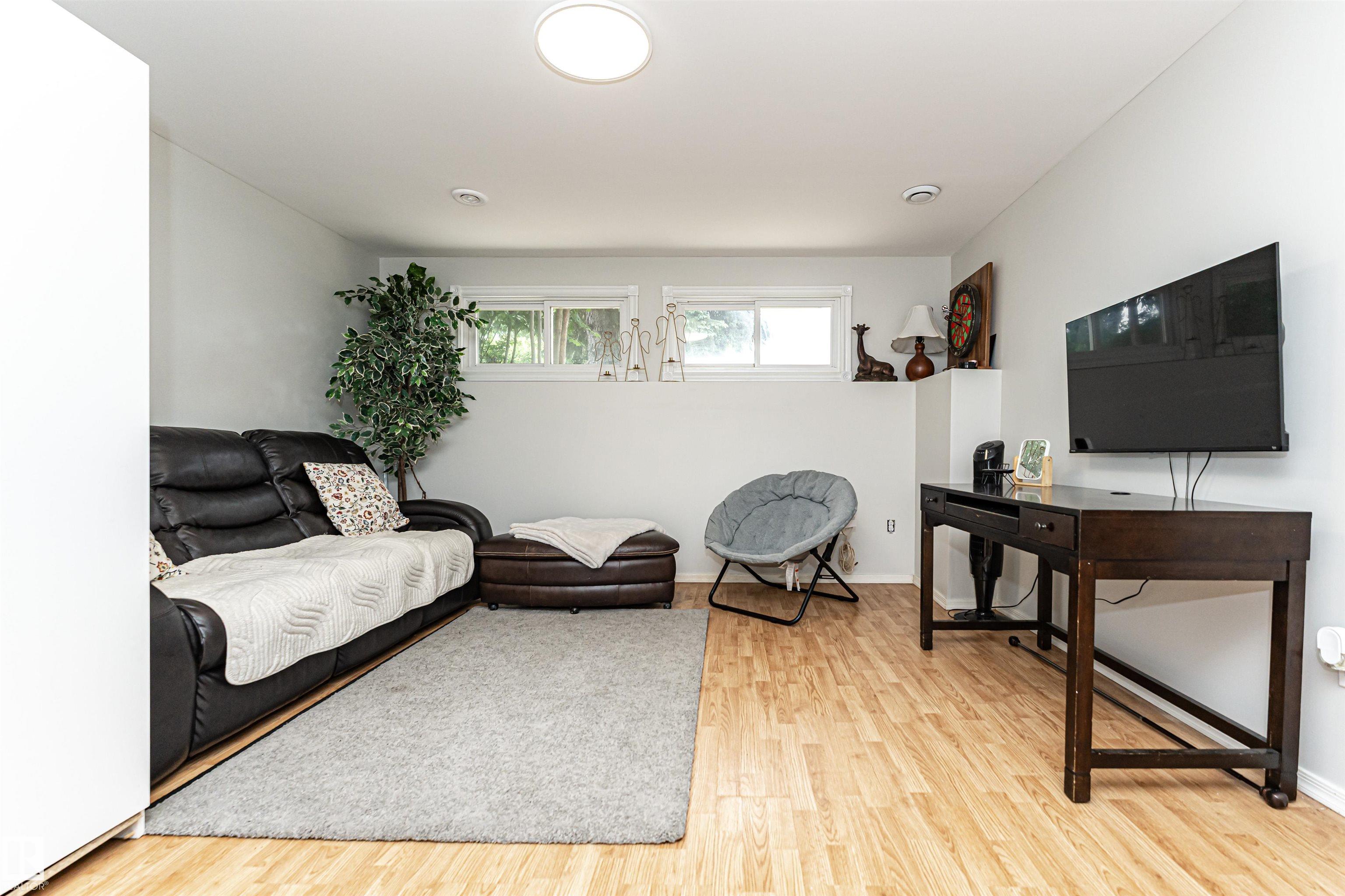 Photo 34 at 36 Greenwood Way, Maplewood, Sherwood Park
