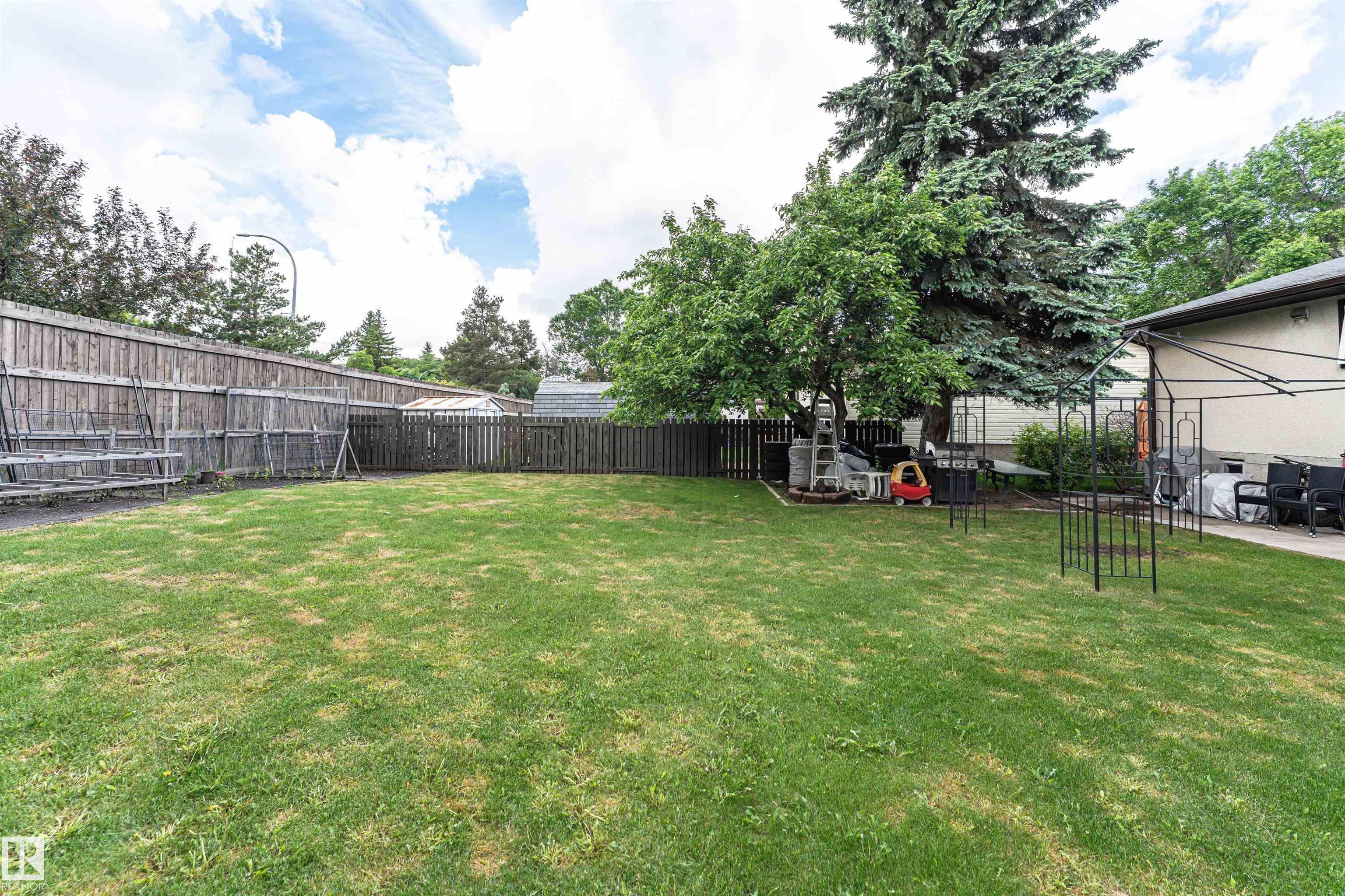 Photo 47 at 36 Greenwood Way, Maplewood, Sherwood Park