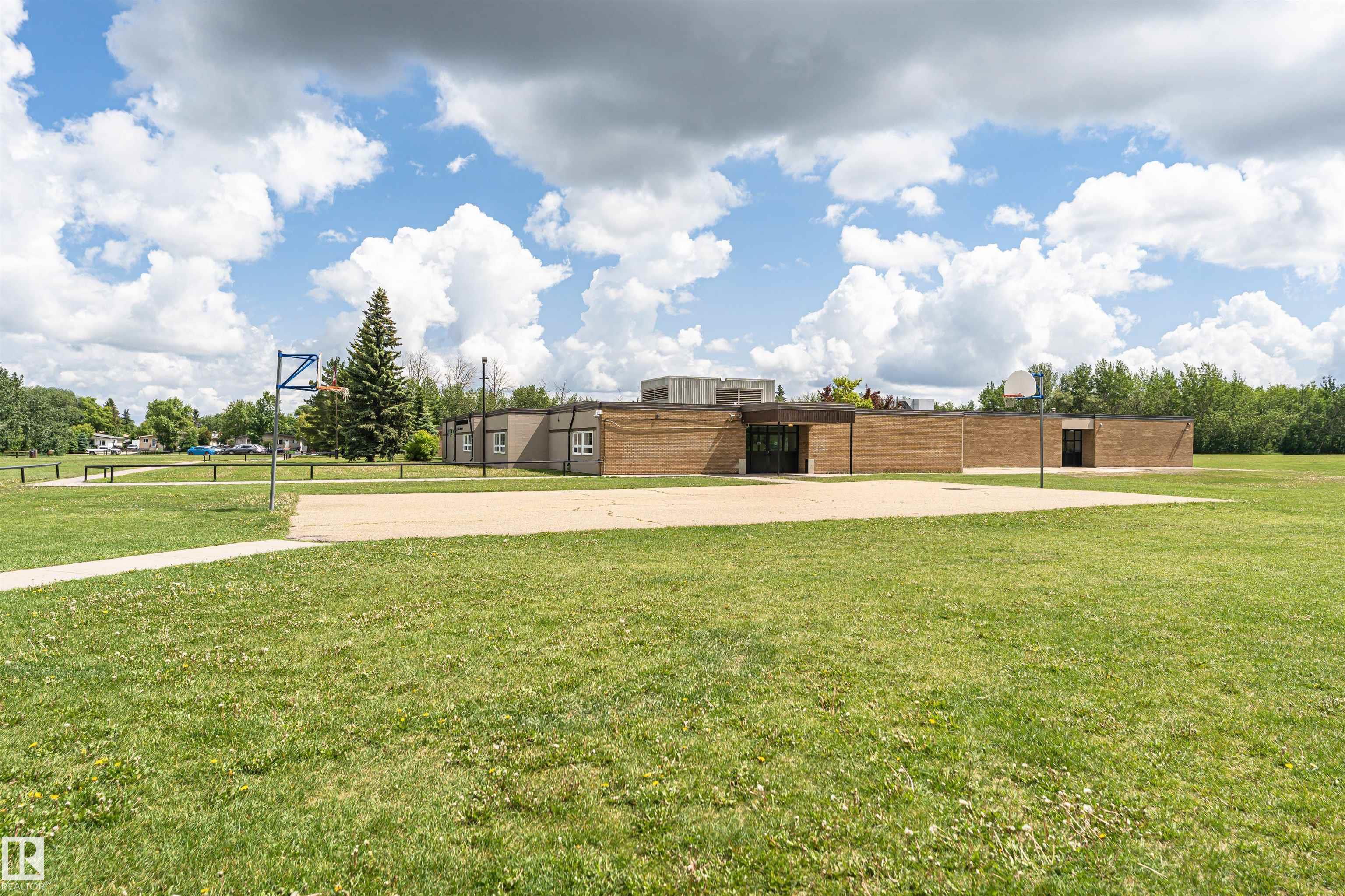 Photo 54 at 36 Greenwood Way, Maplewood, Sherwood Park