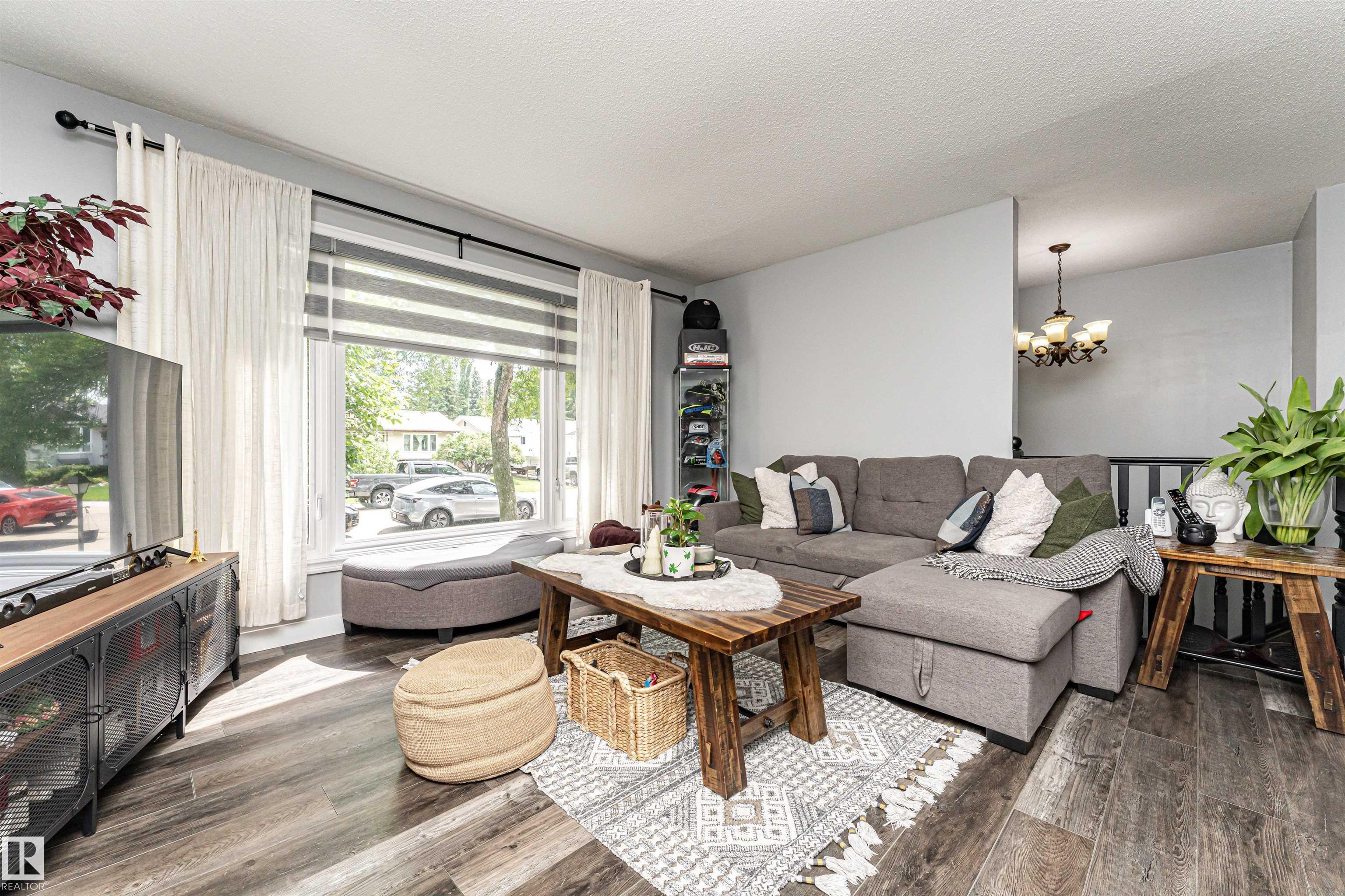 Photo 8 at 36 Greenwood Way, Maplewood, Sherwood Park