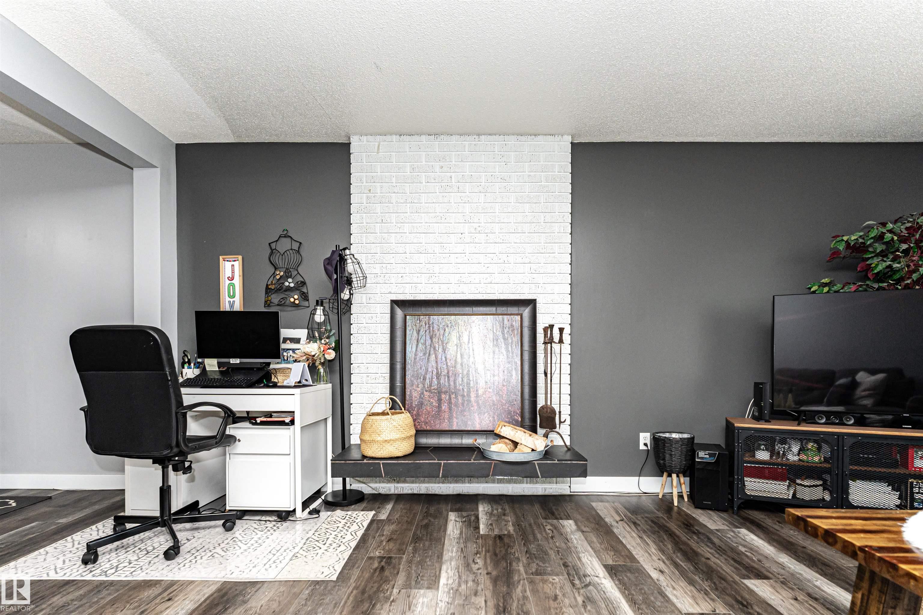 Photo 9 at 36 Greenwood Way, Maplewood, Sherwood Park