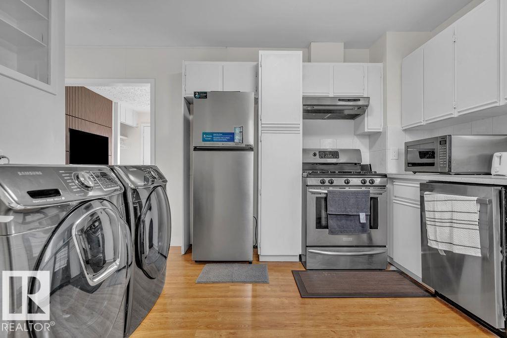 Photo 13 at 9606 161 Street NW, Glenwood, Edmonton