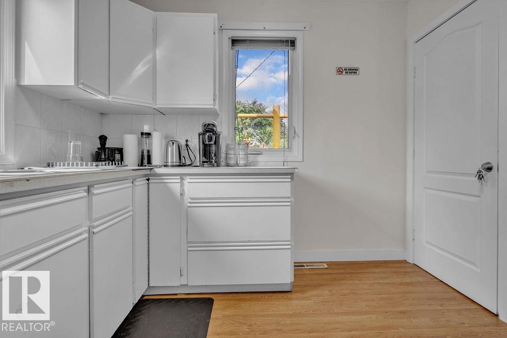 Photo 14 at 9606 161 Street NW, Glenwood, Edmonton