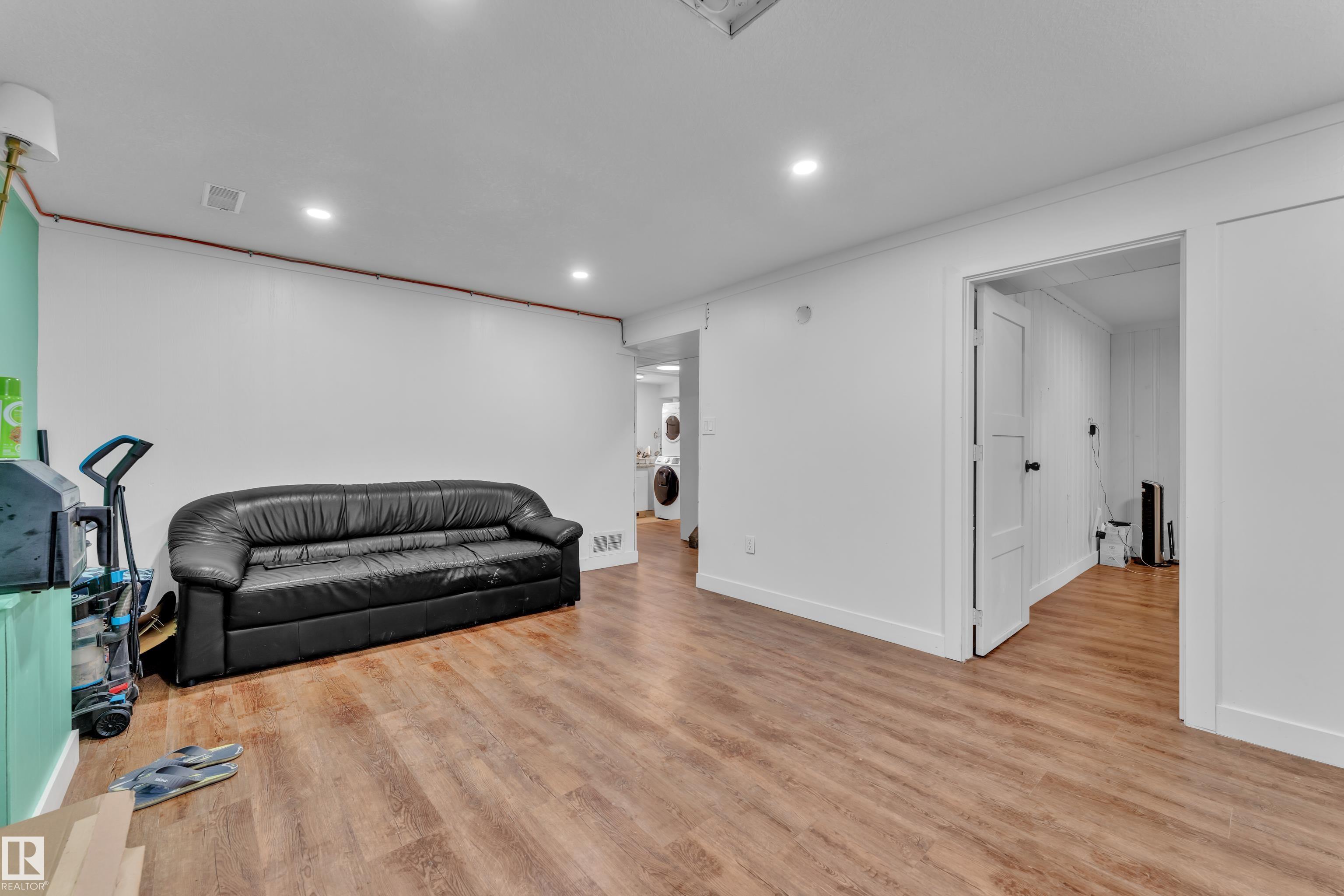 Photo 28 at 9606 161 Street NW, Glenwood, Edmonton