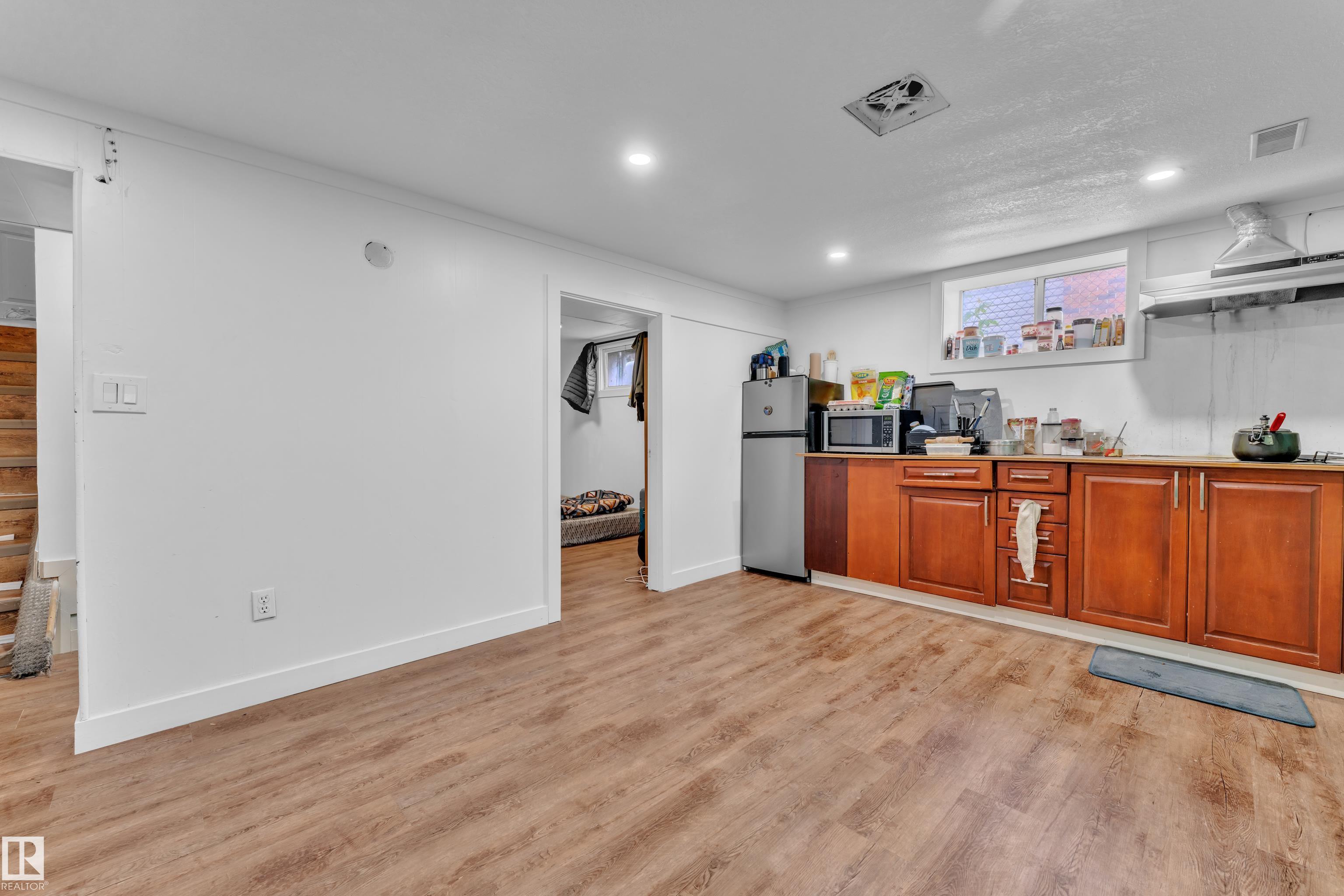 Photo 29 at 9606 161 Street NW, Glenwood, Edmonton