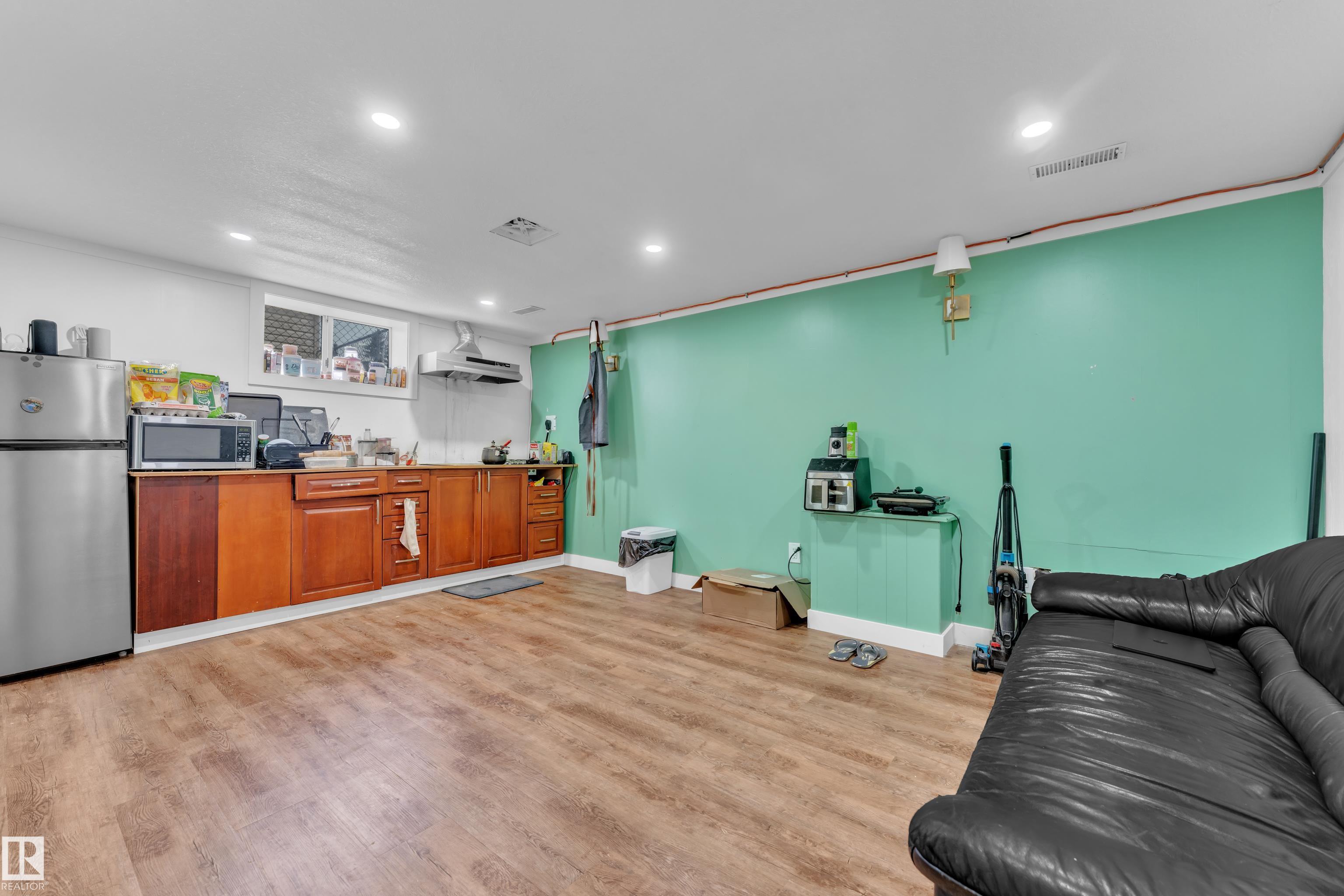 Photo 30 at 9606 161 Street NW, Glenwood, Edmonton