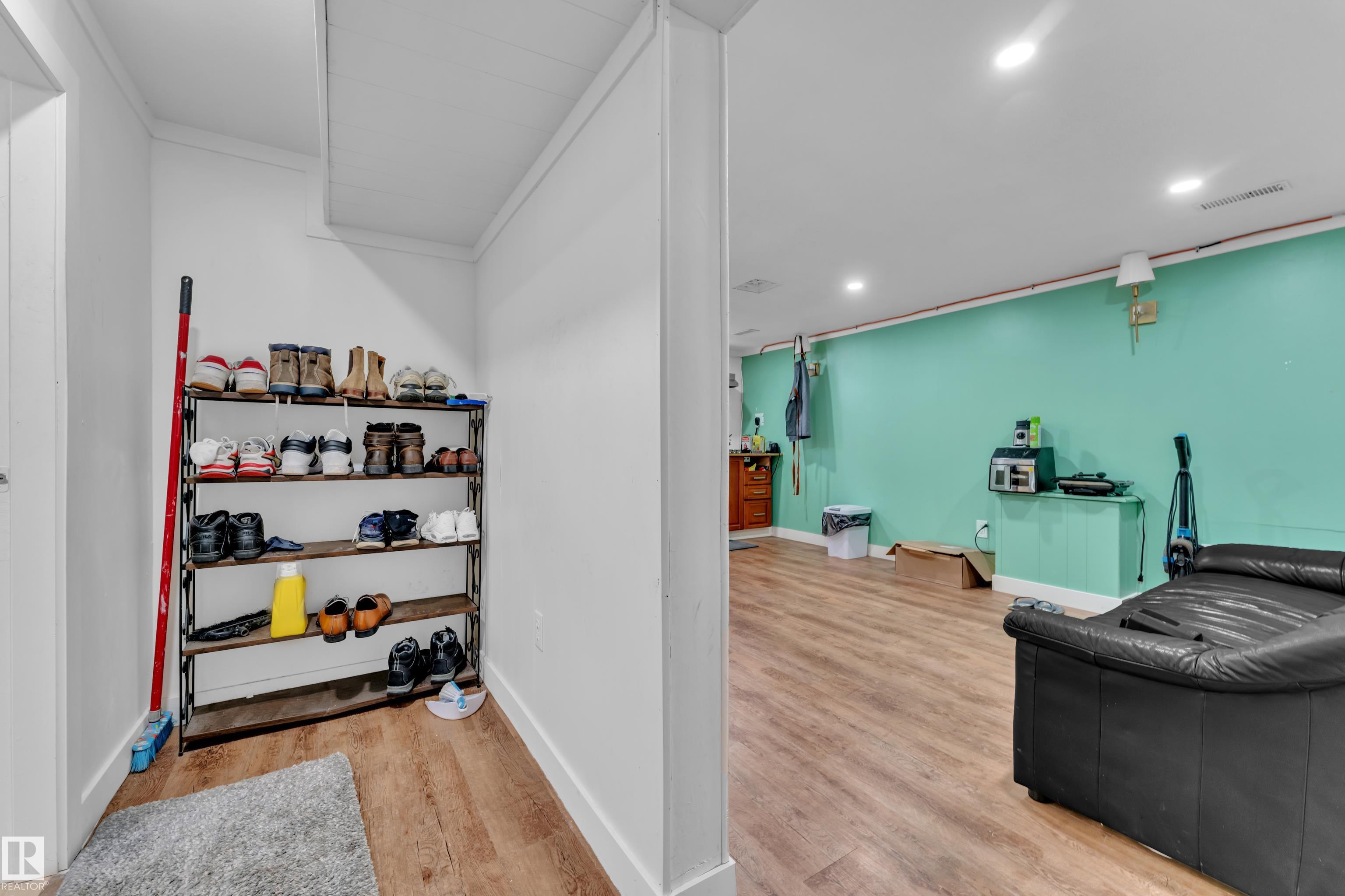 Photo 33 at 9606 161 Street NW, Glenwood, Edmonton
