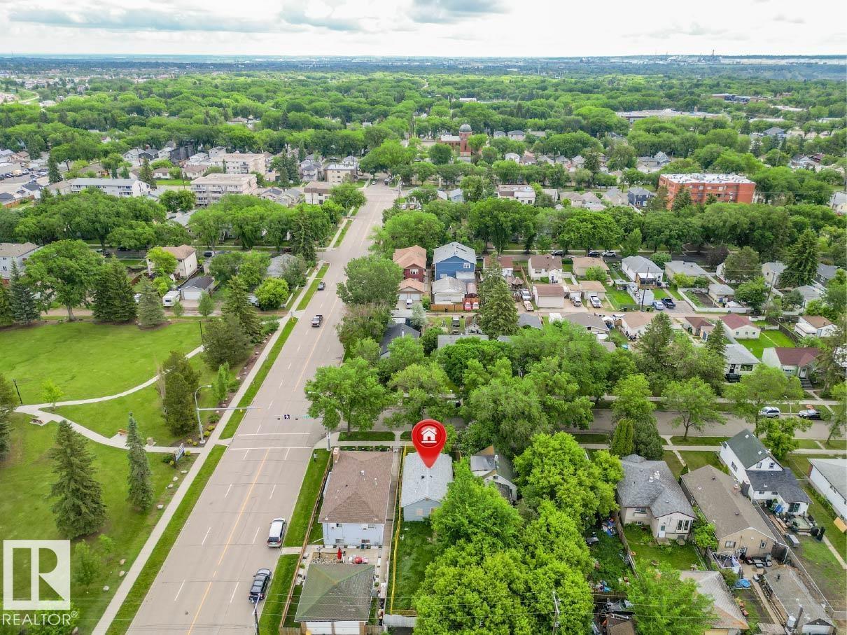 Photo 17 at 11944 68 Street NW, Montrose, Edmonton